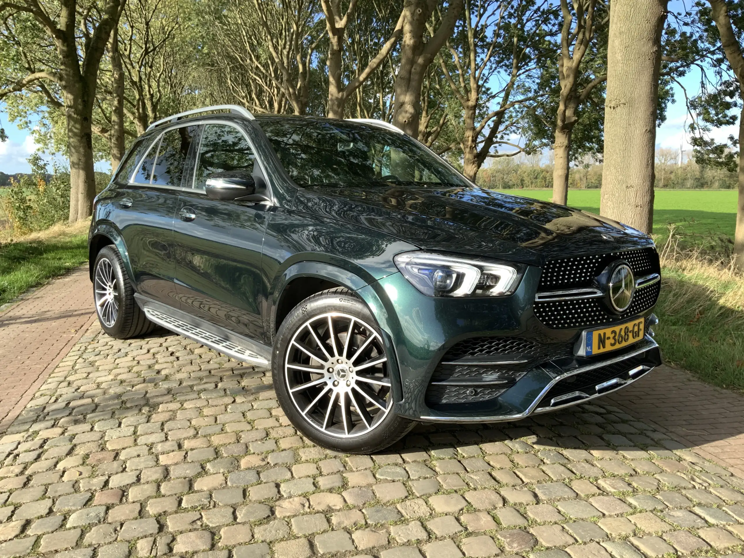 Mercedes-Benz - GLE 400