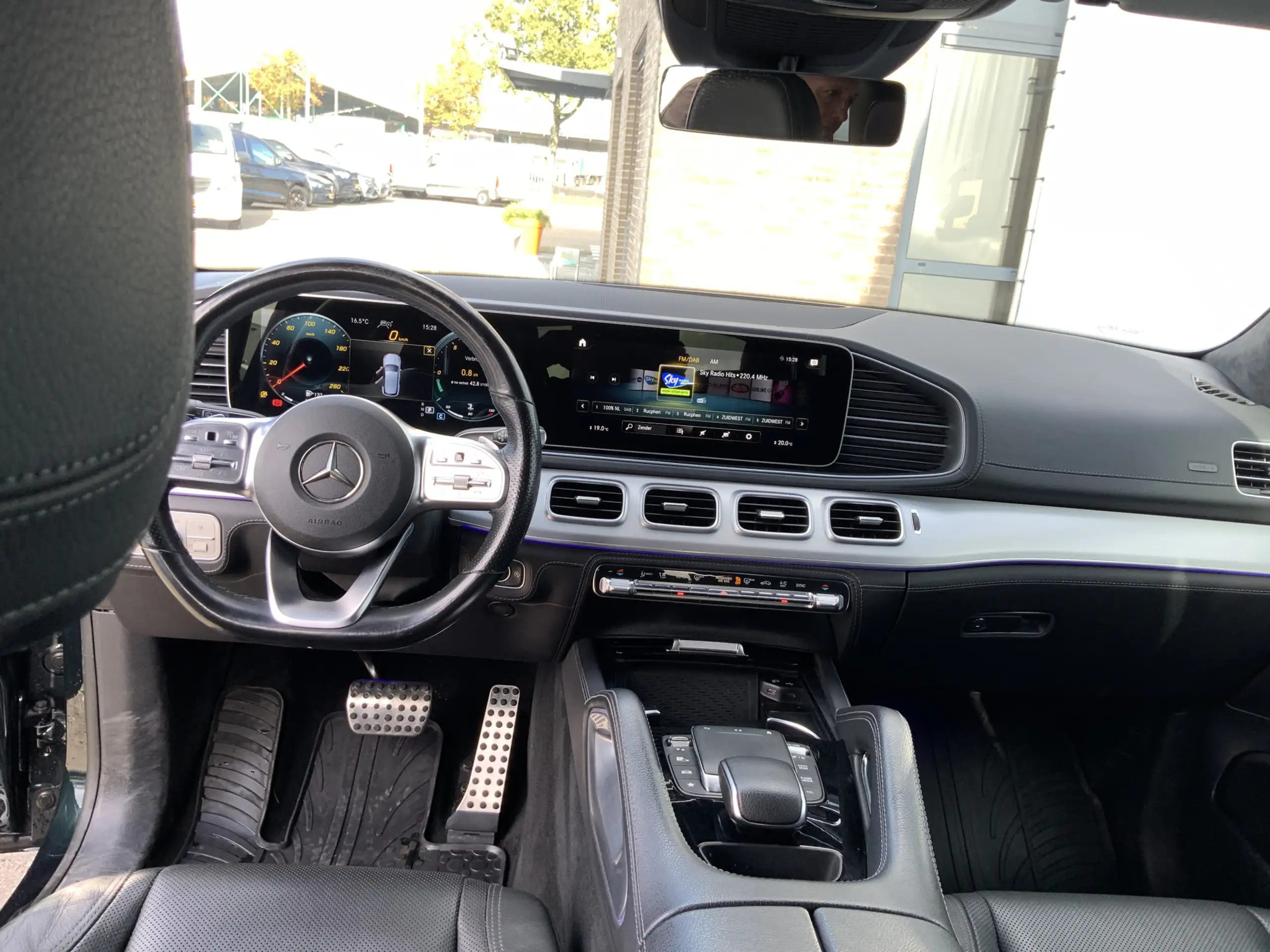 Mercedes-Benz - GLE 400