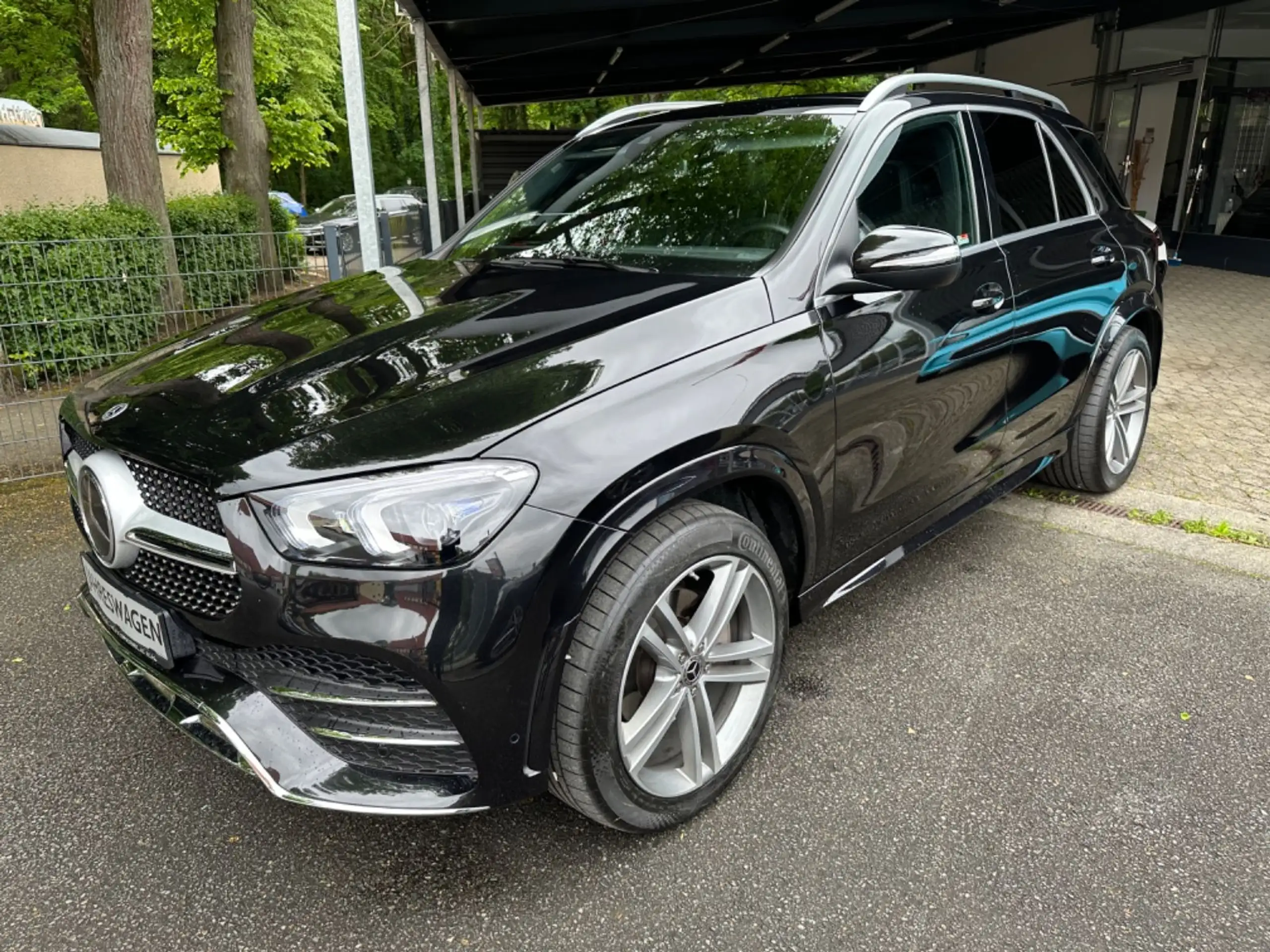 Mercedes-Benz - GLE 300