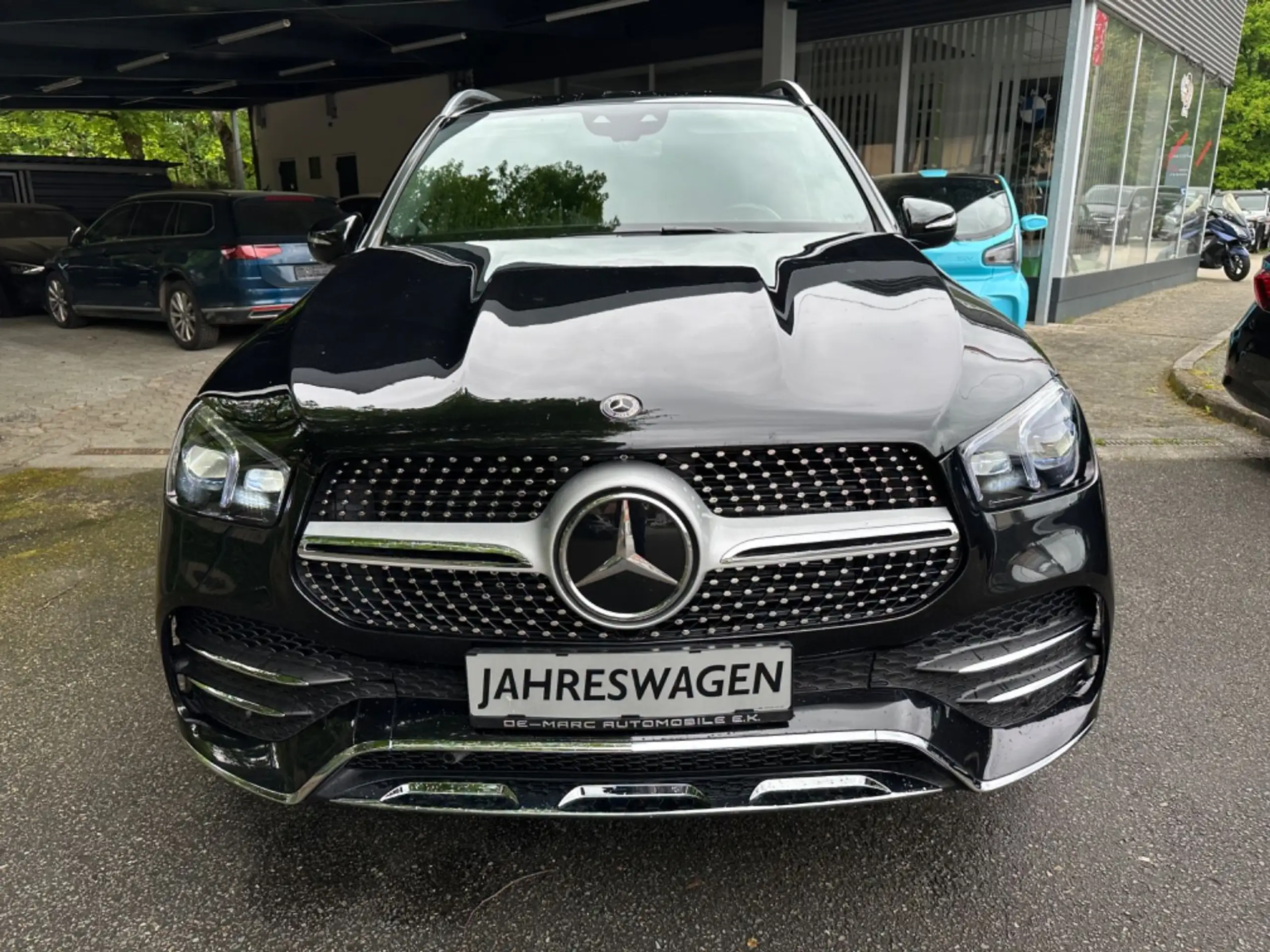 Mercedes-Benz - GLE 300