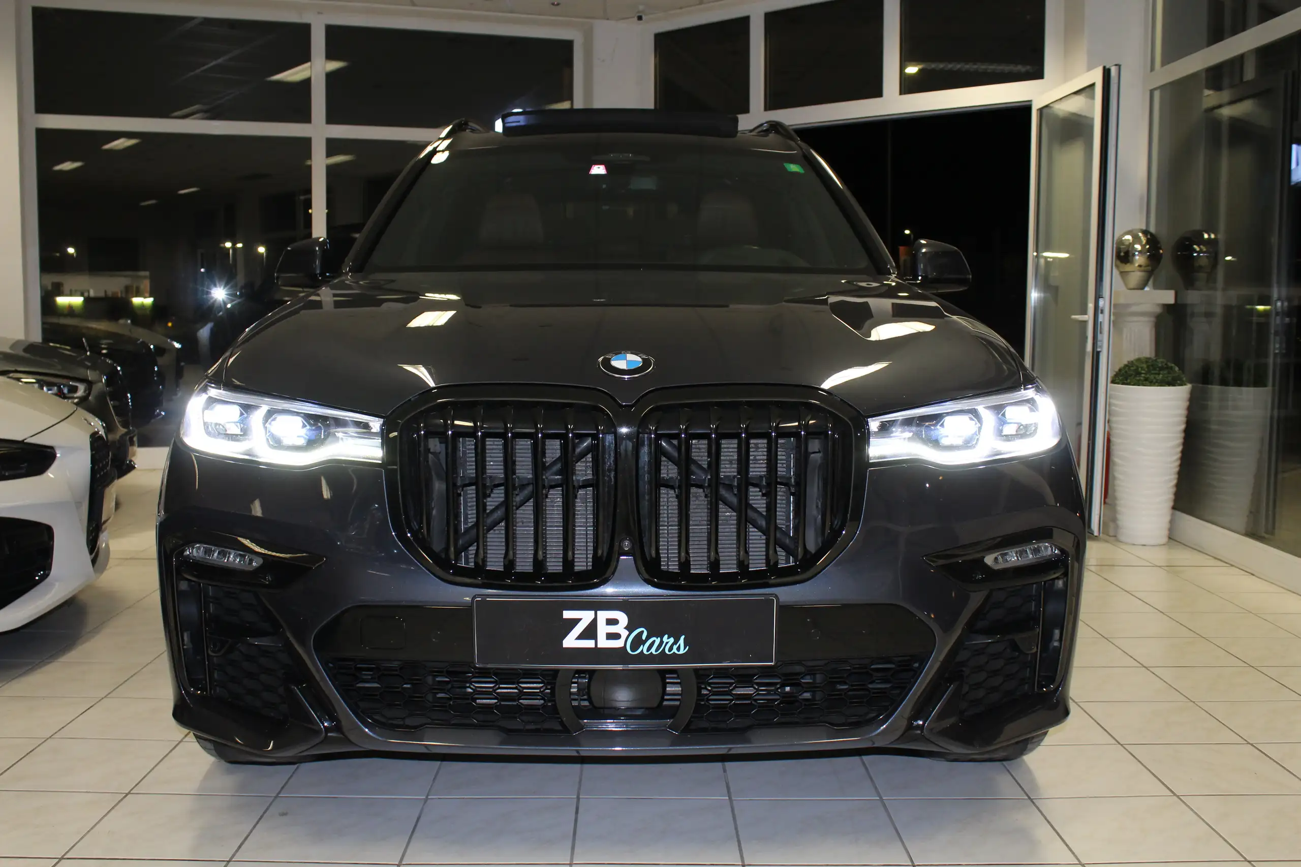 BMW - X7