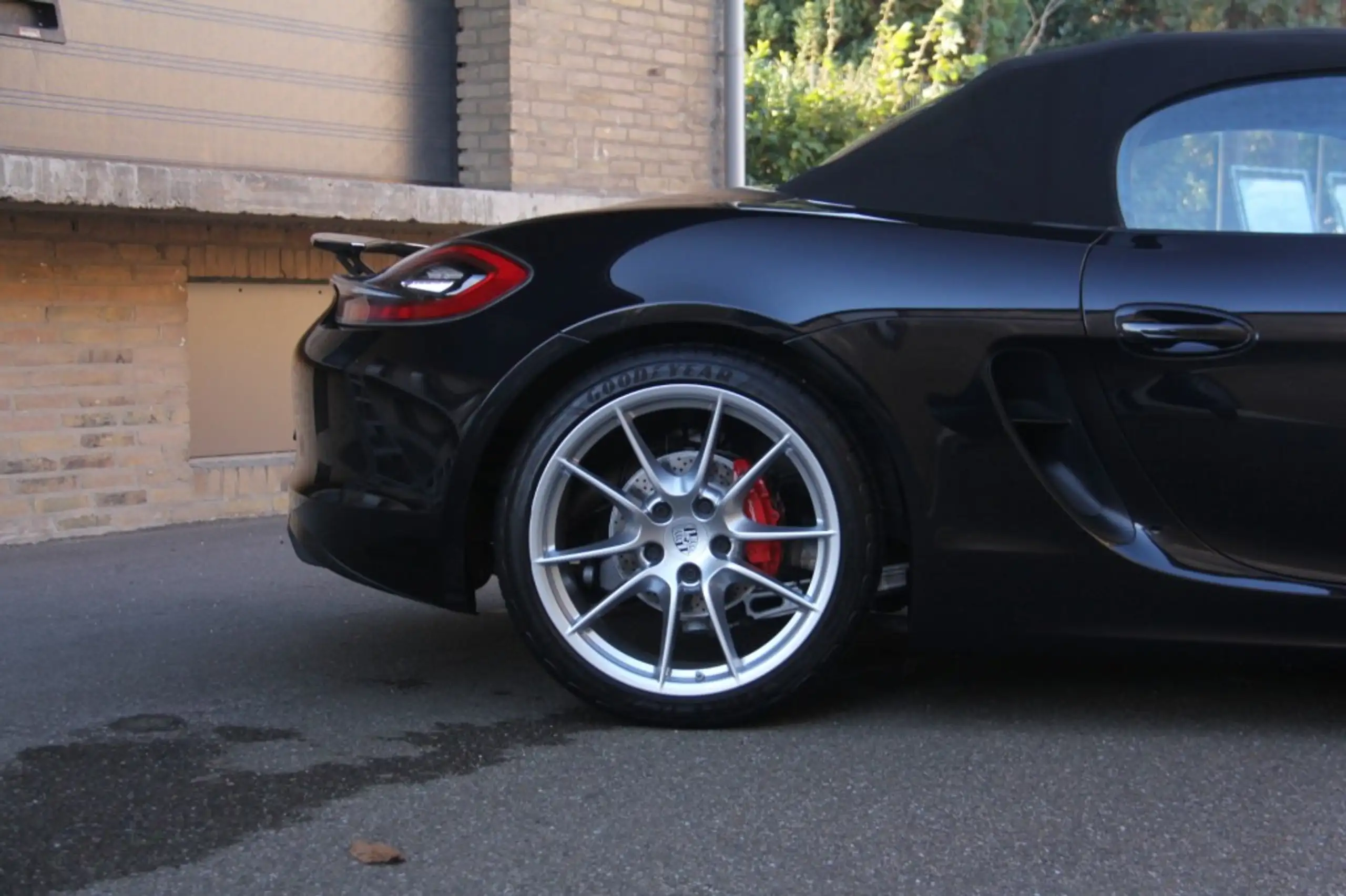 Porsche - Boxster