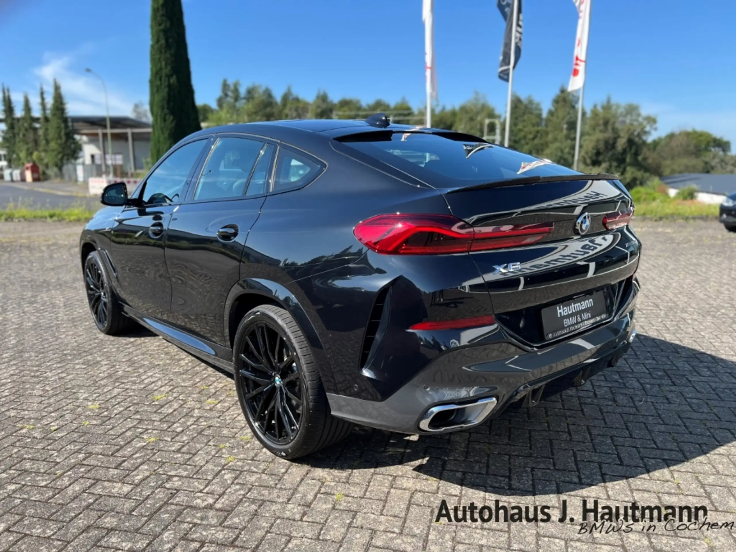 BMW - X6