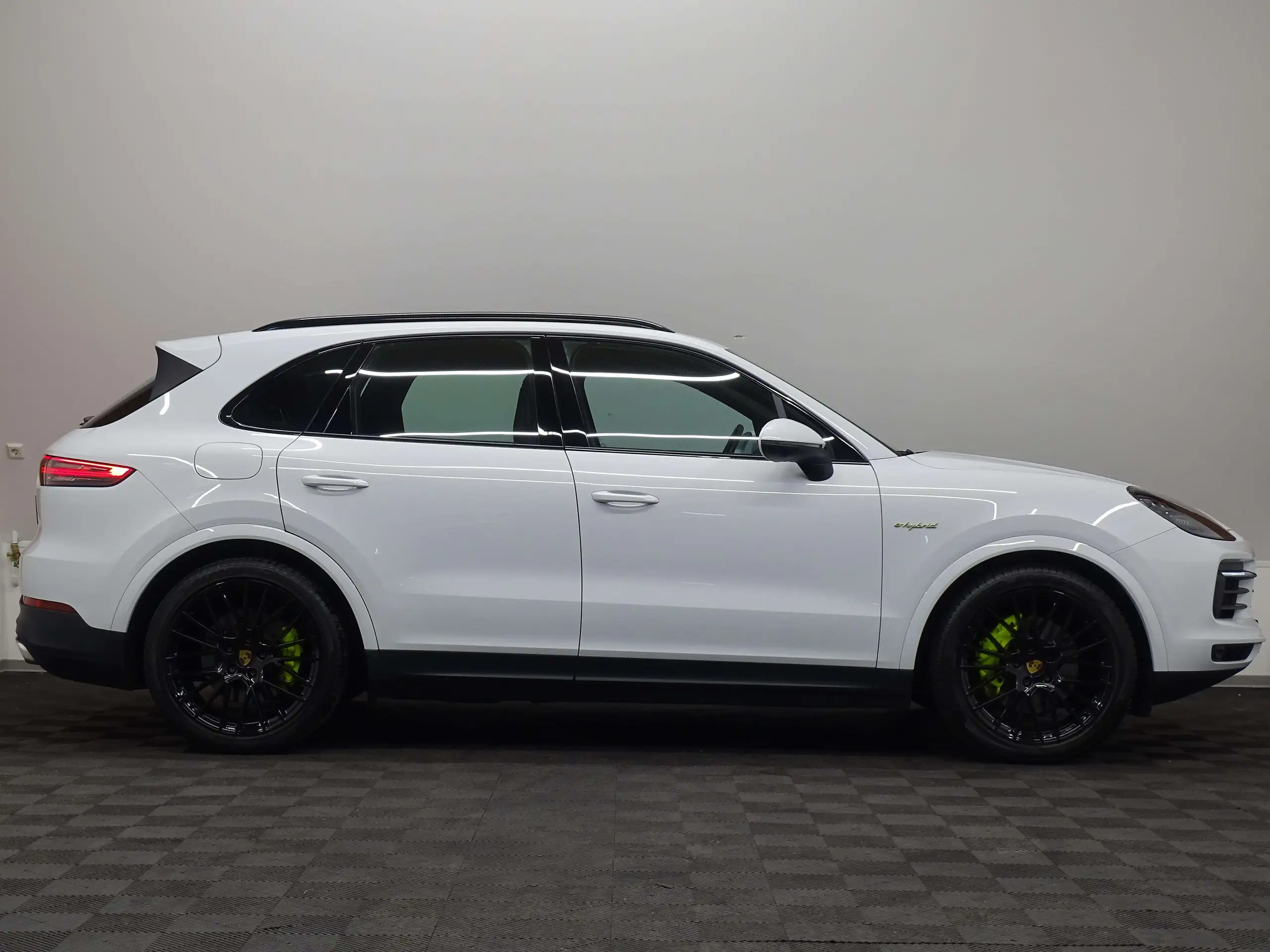 Porsche - Cayenne