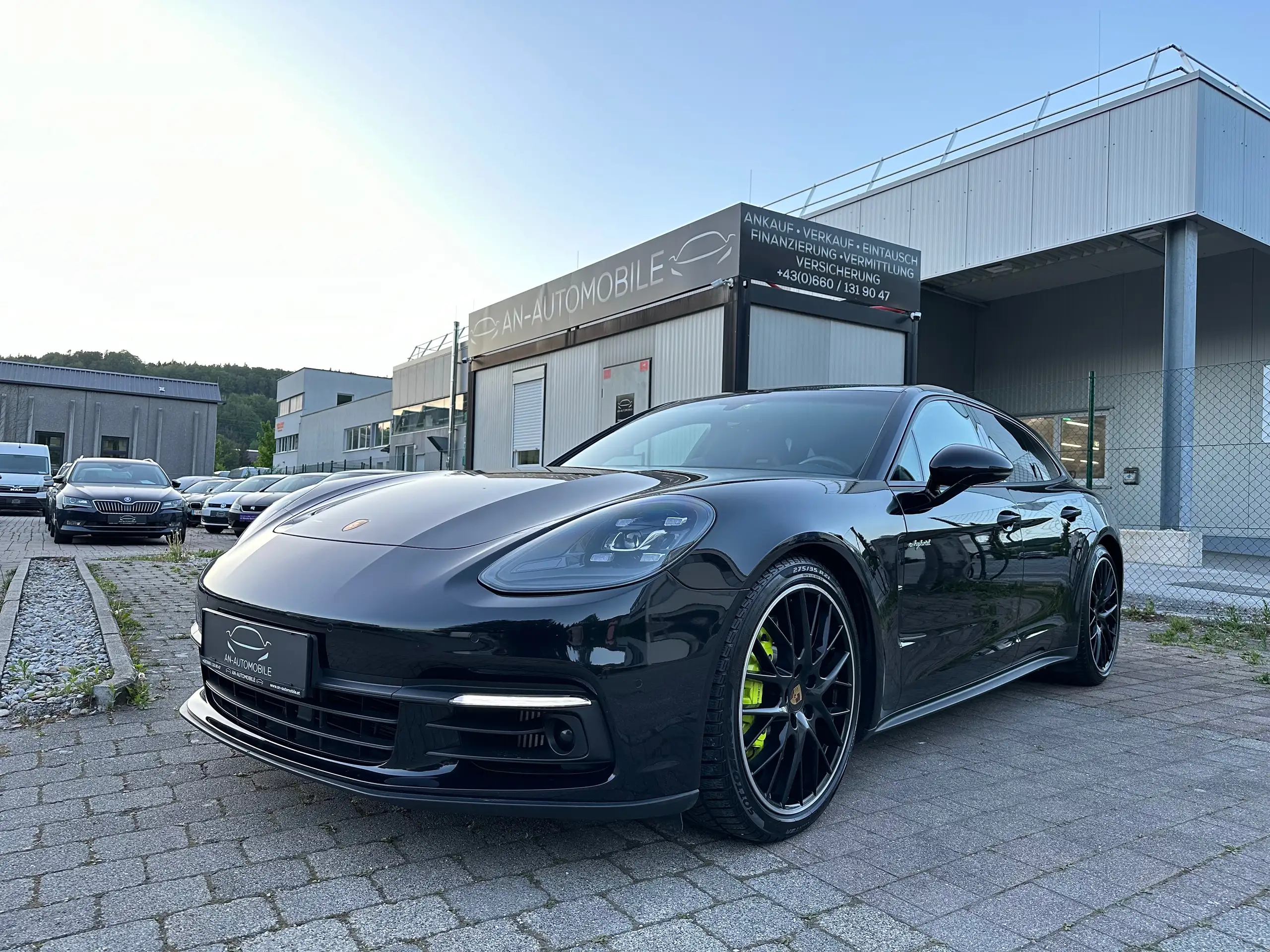 Porsche - Panamera