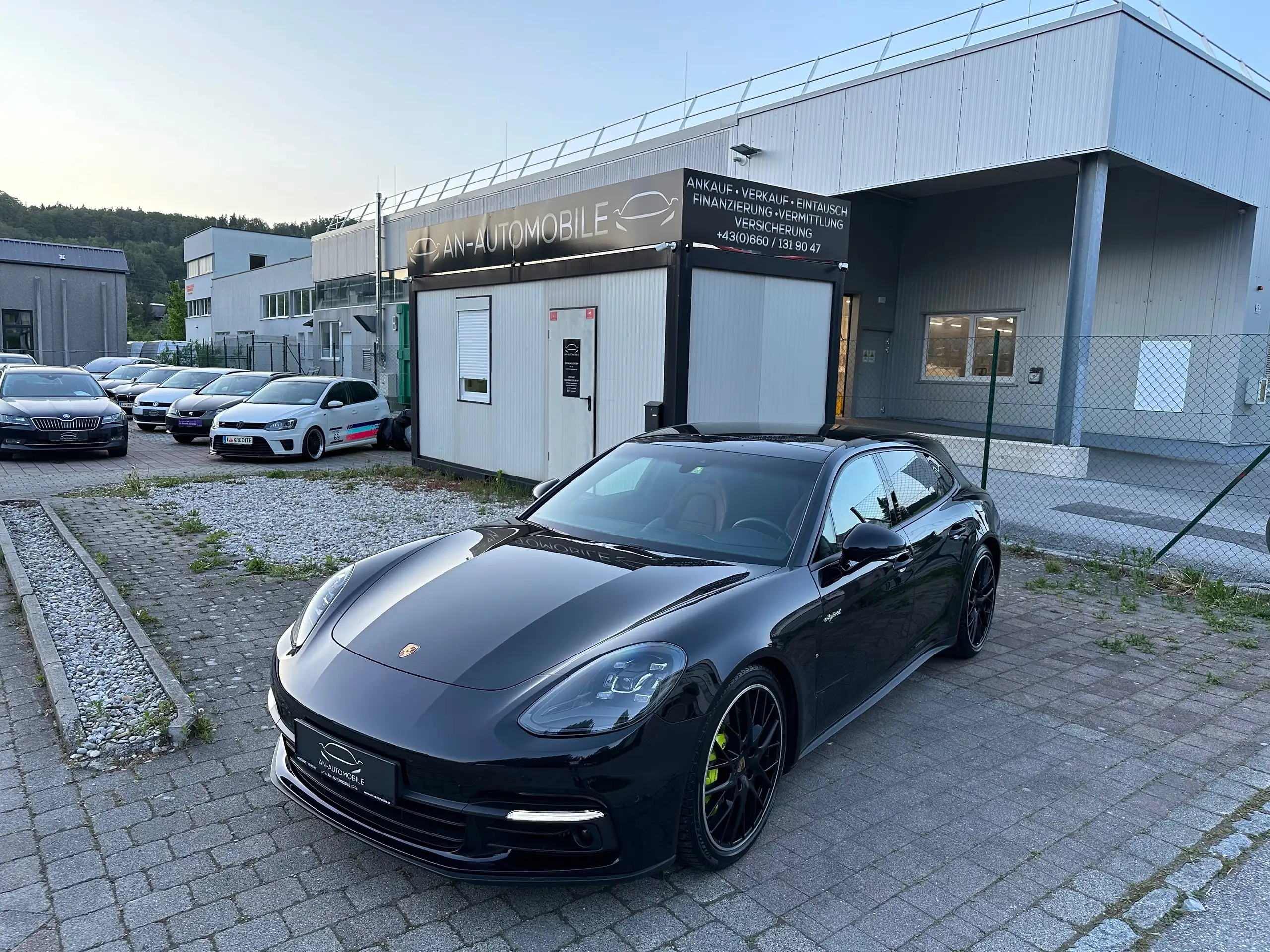 Porsche - Panamera