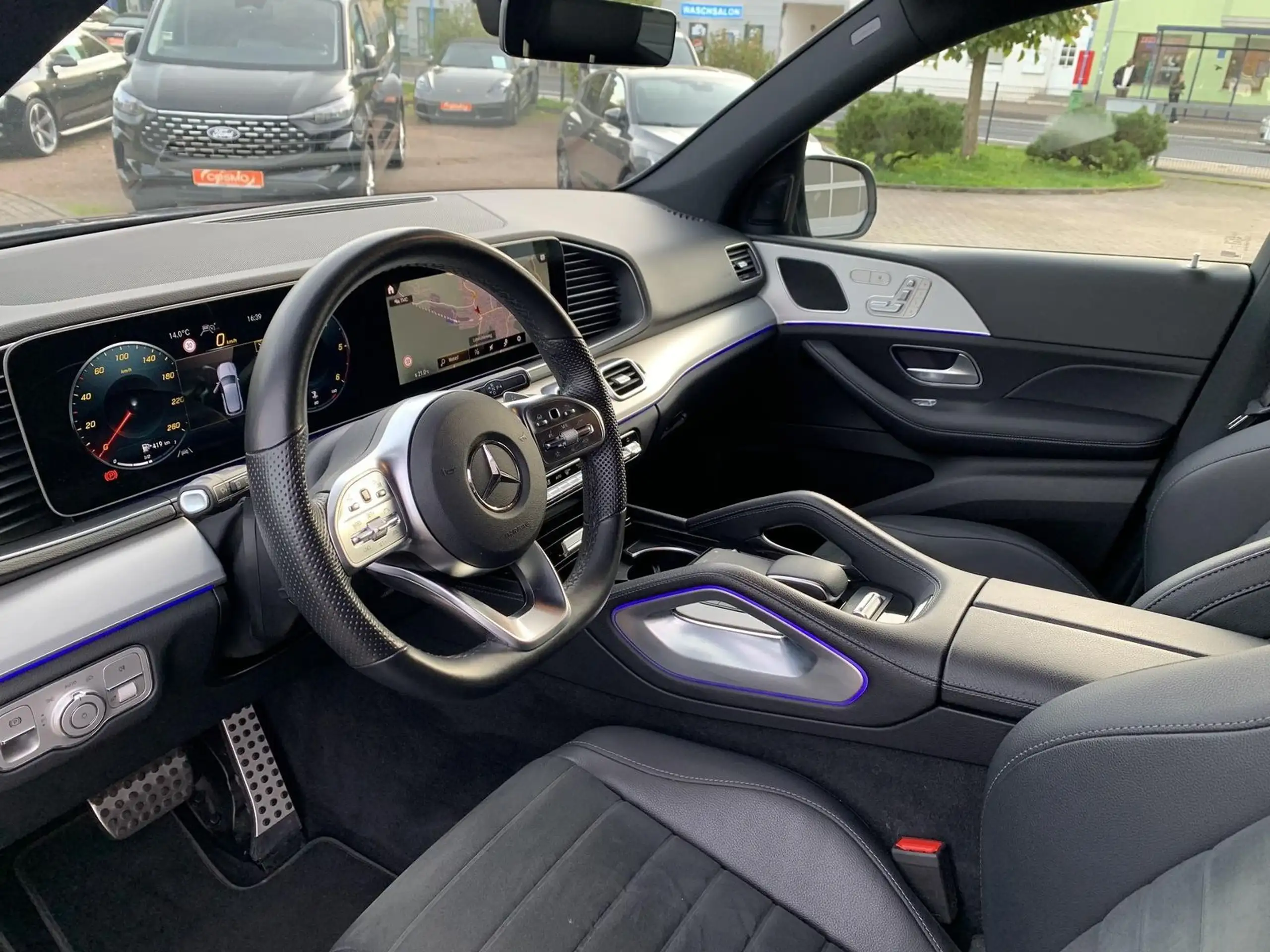 Mercedes-Benz - GLE 400