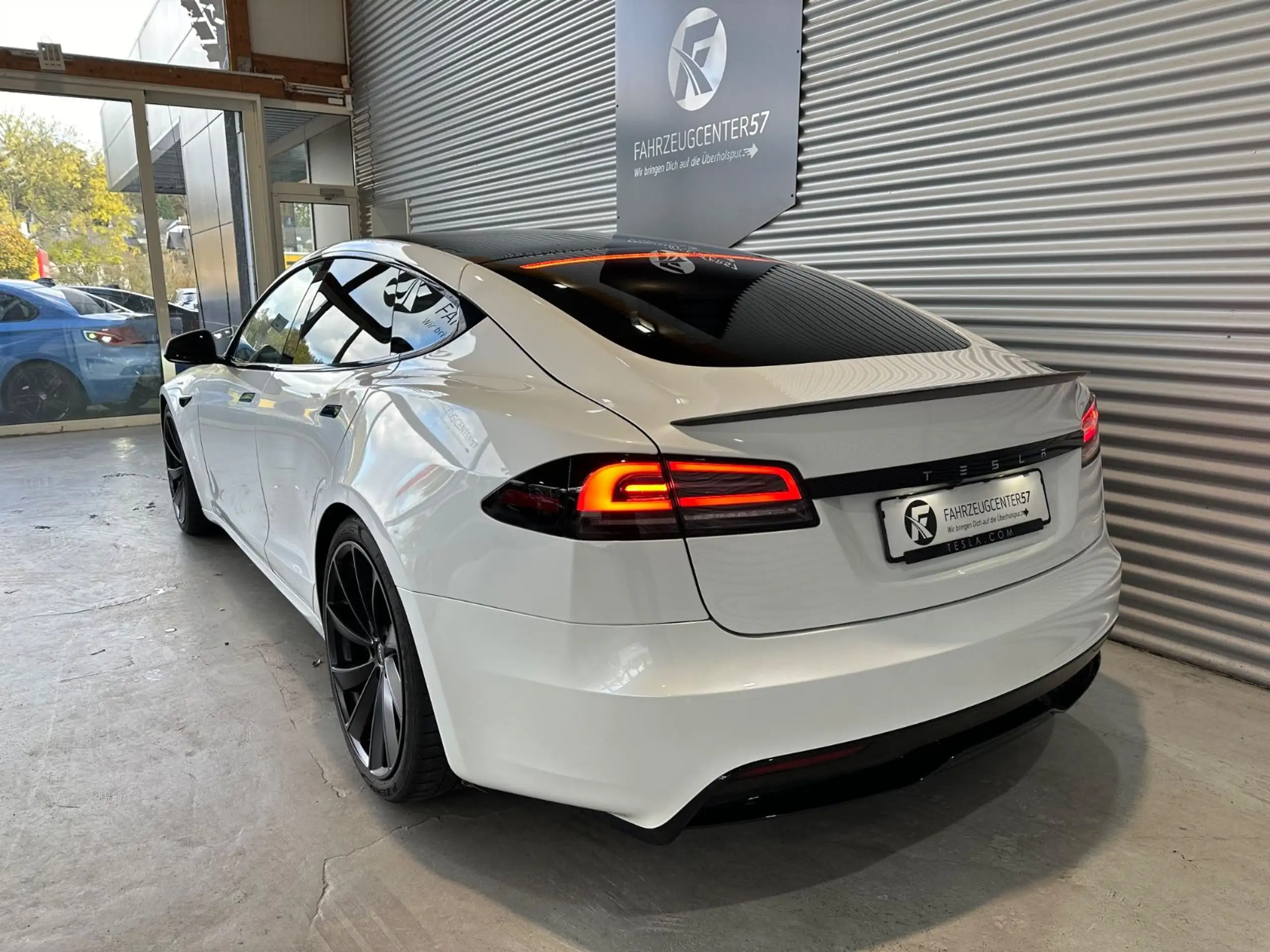 Tesla - Model S