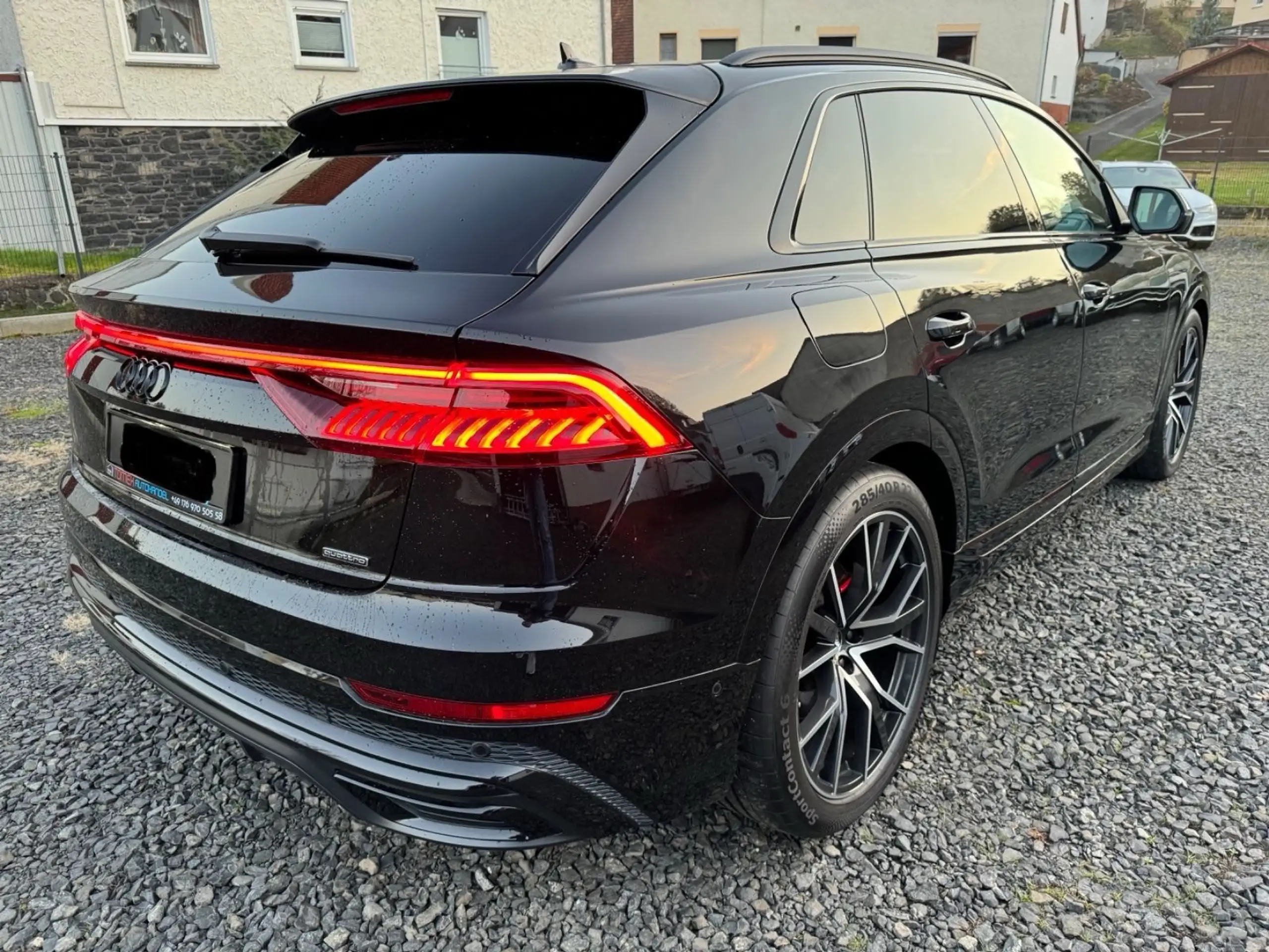 Audi - Q8