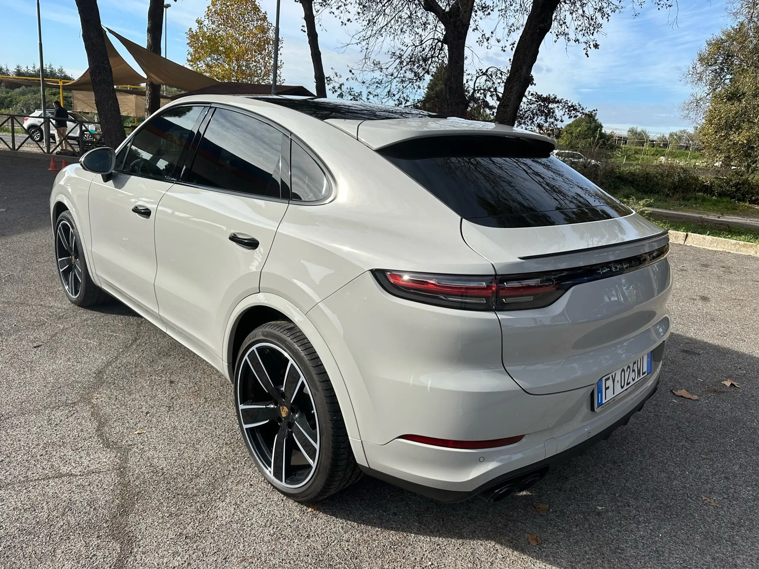 Porsche - Cayenne