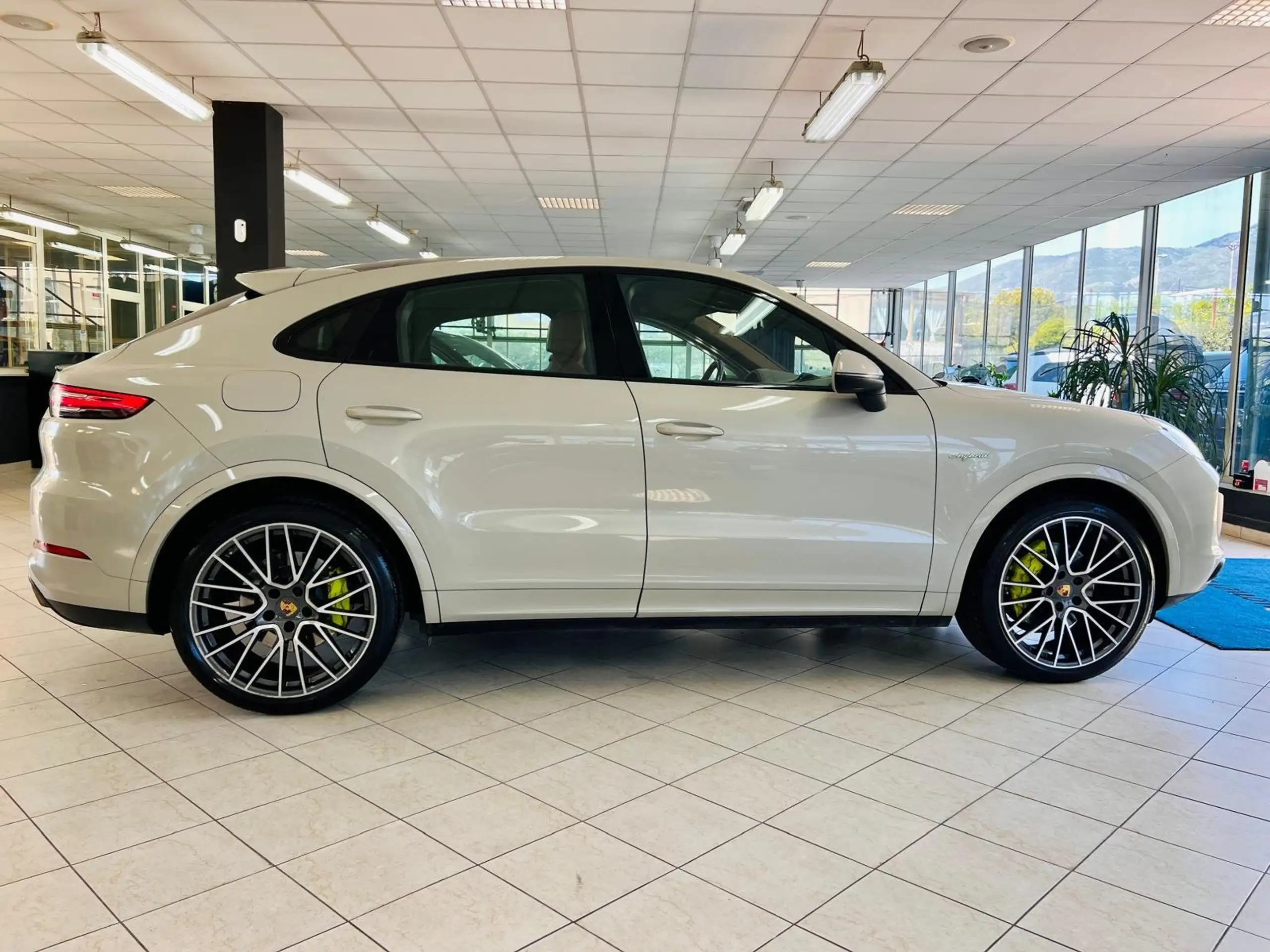 Porsche - Cayenne