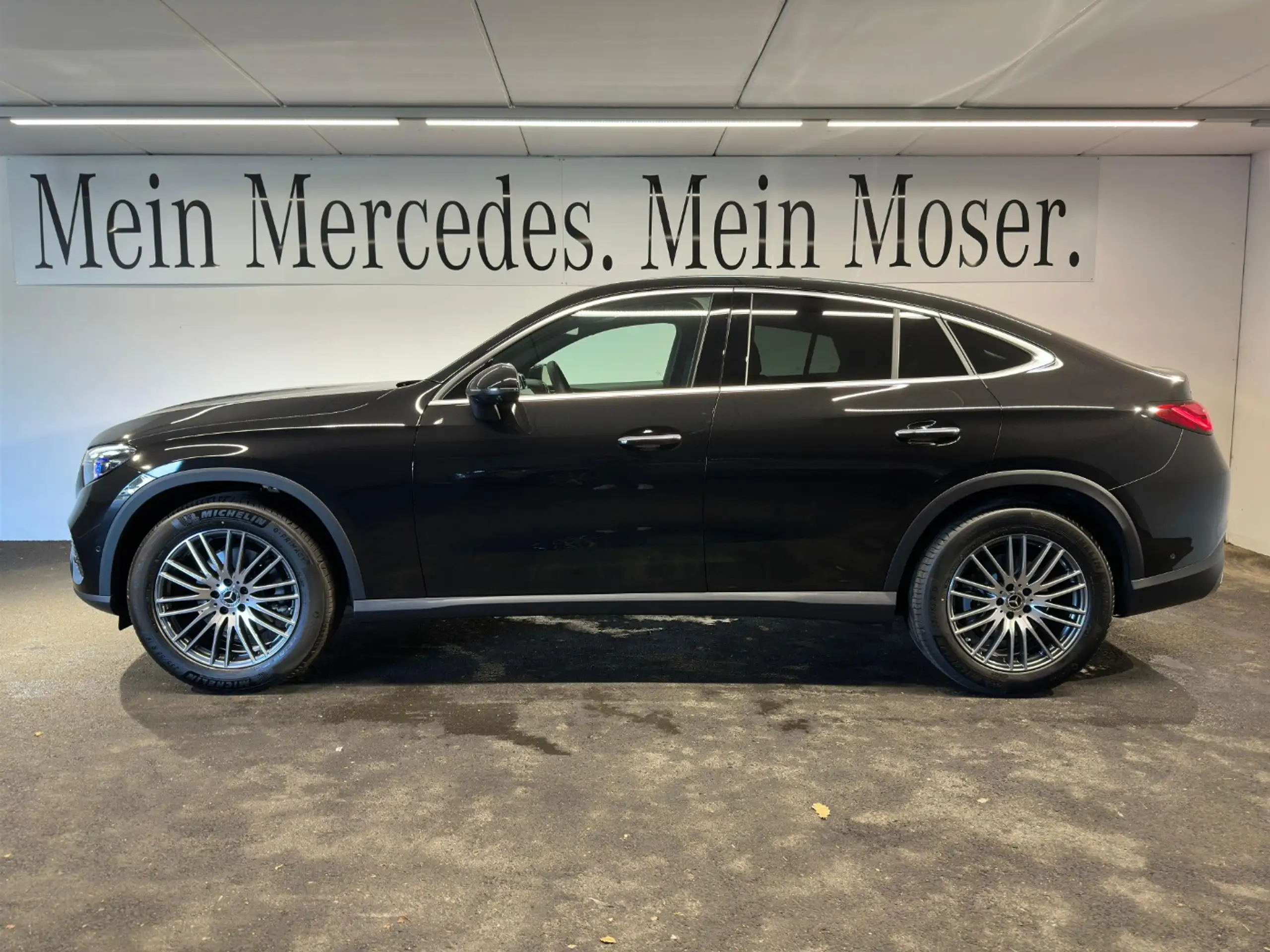 Mercedes-Benz - GLC 220