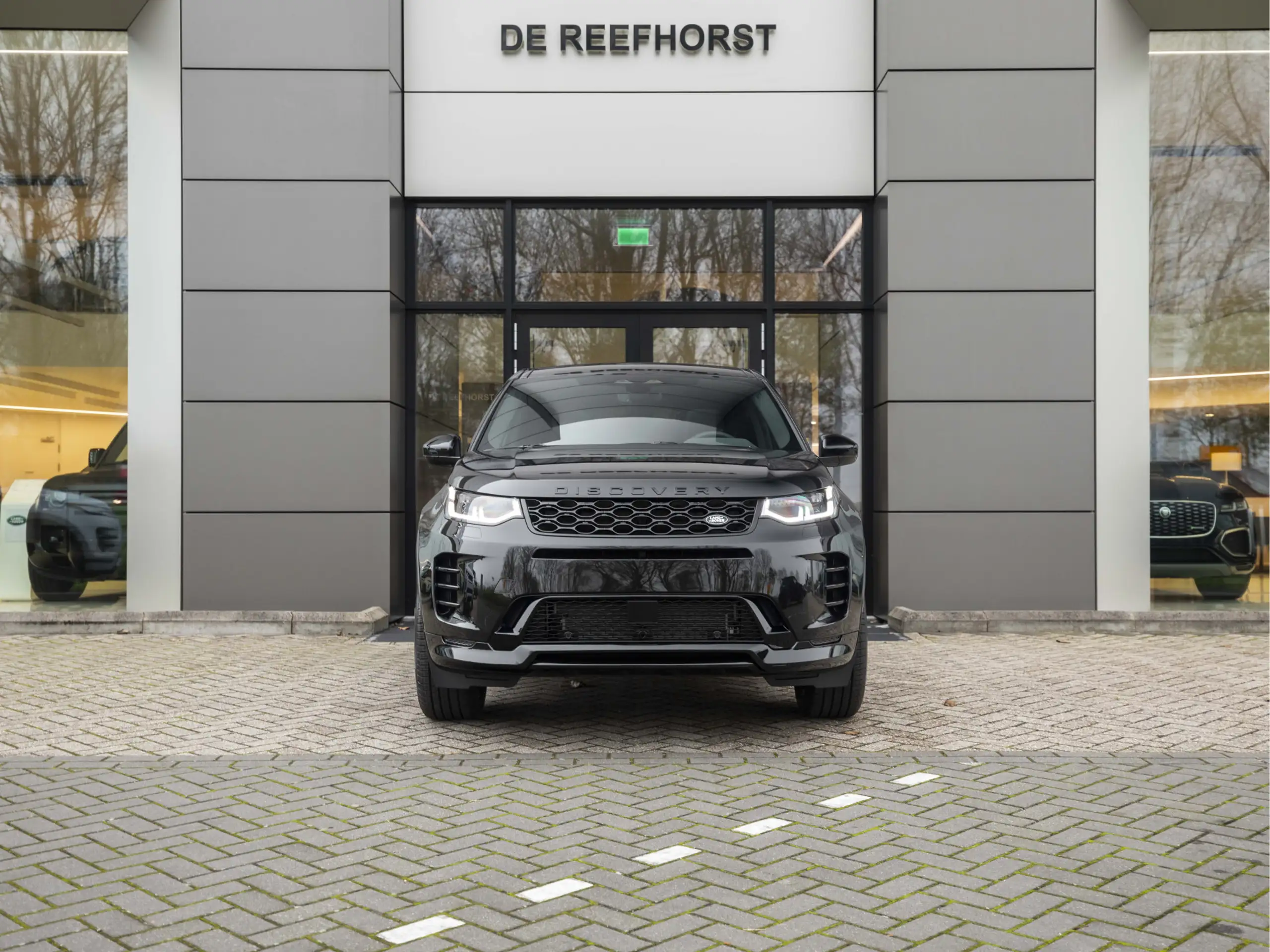 Land Rover - Discovery Sport