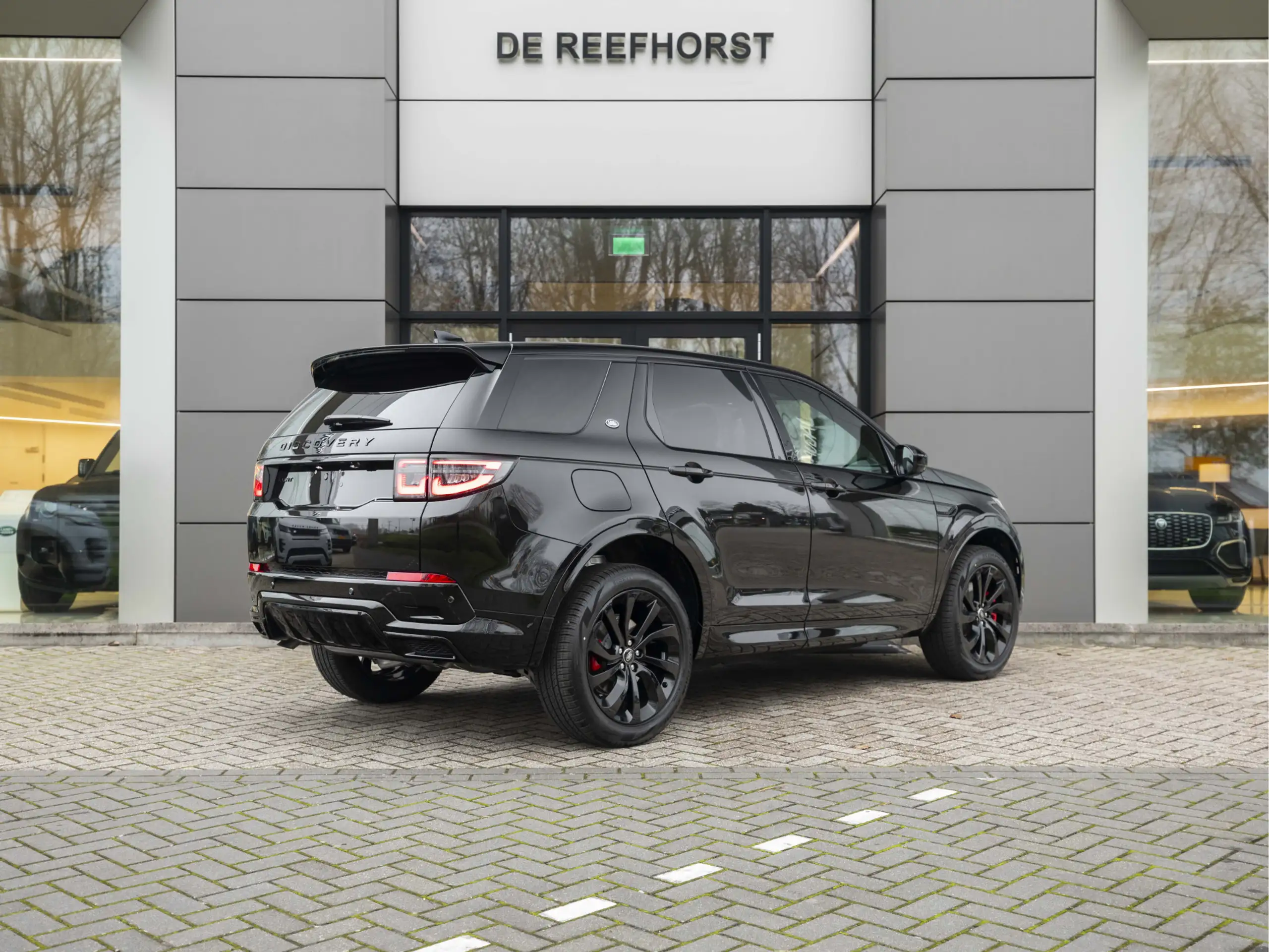 Land Rover - Discovery Sport