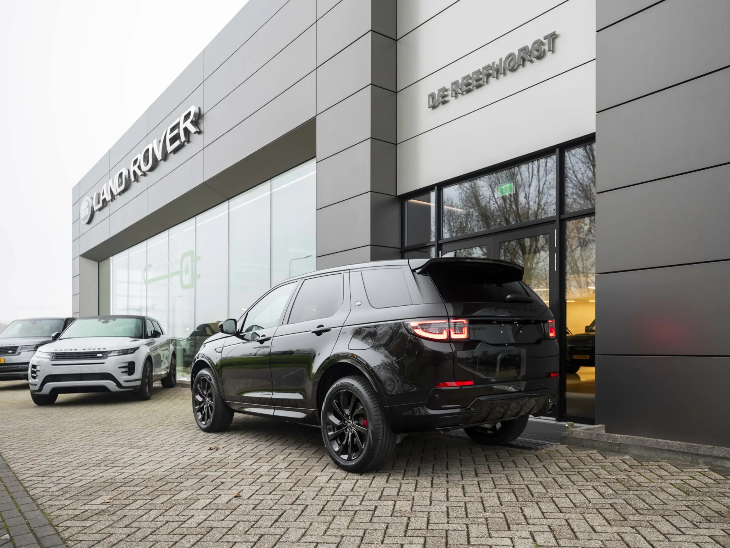 Land Rover - Discovery Sport