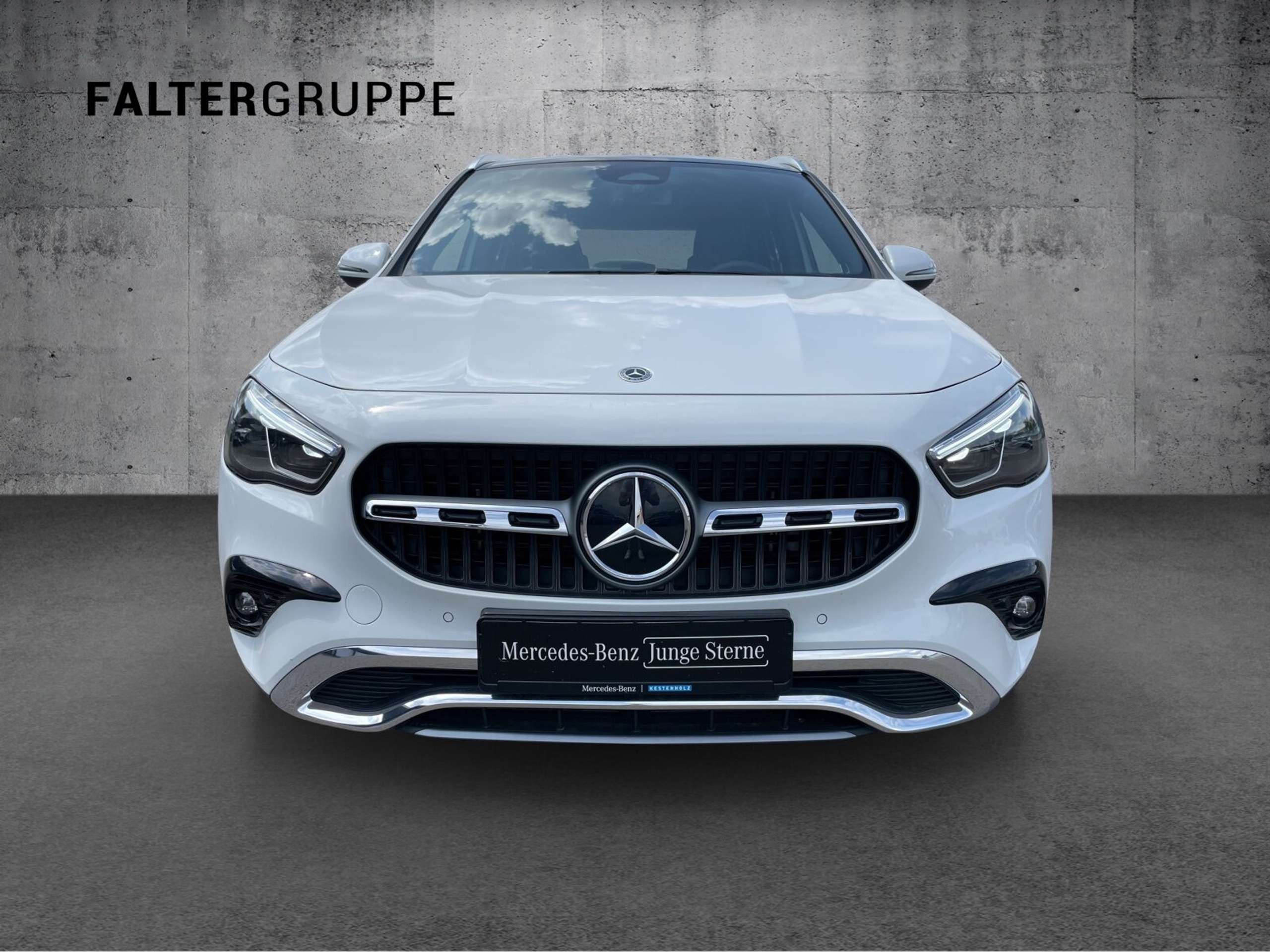 Mercedes-Benz - GLA 250