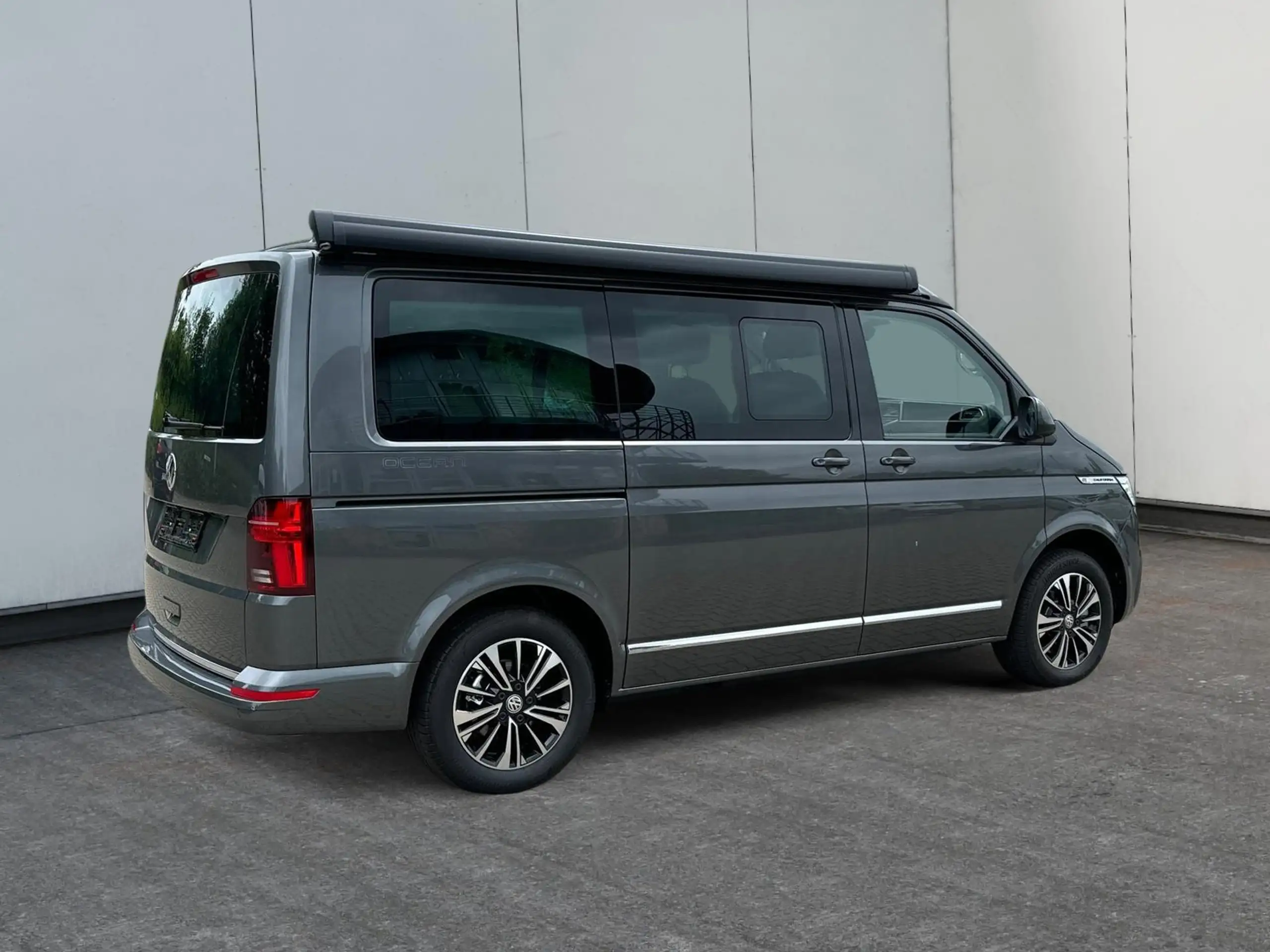 Volkswagen - T6.1 California