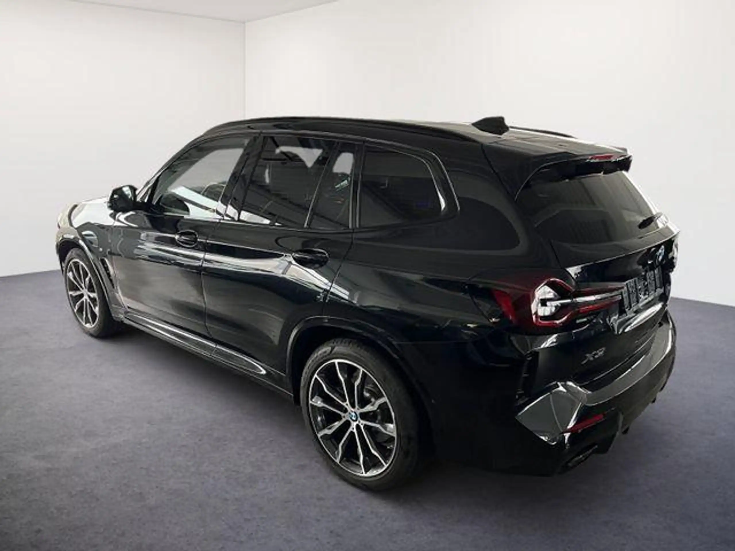 BMW - X3