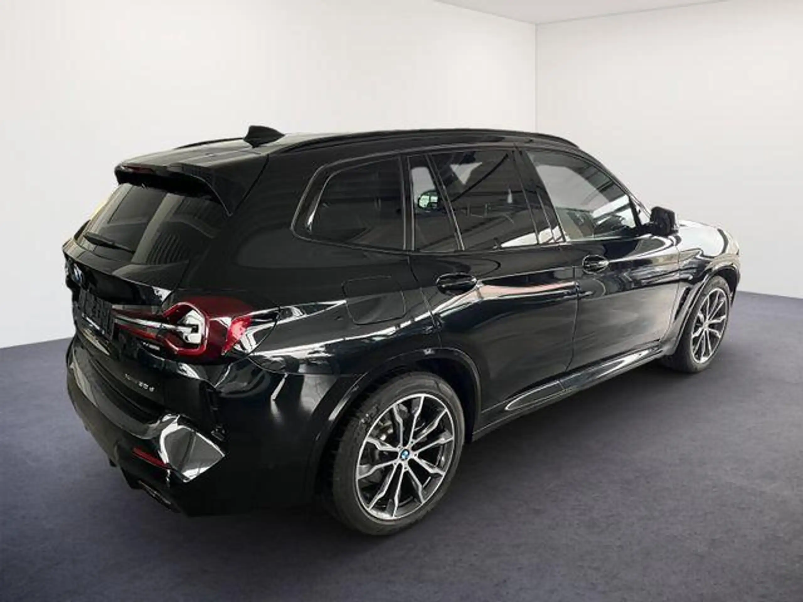 BMW - X3