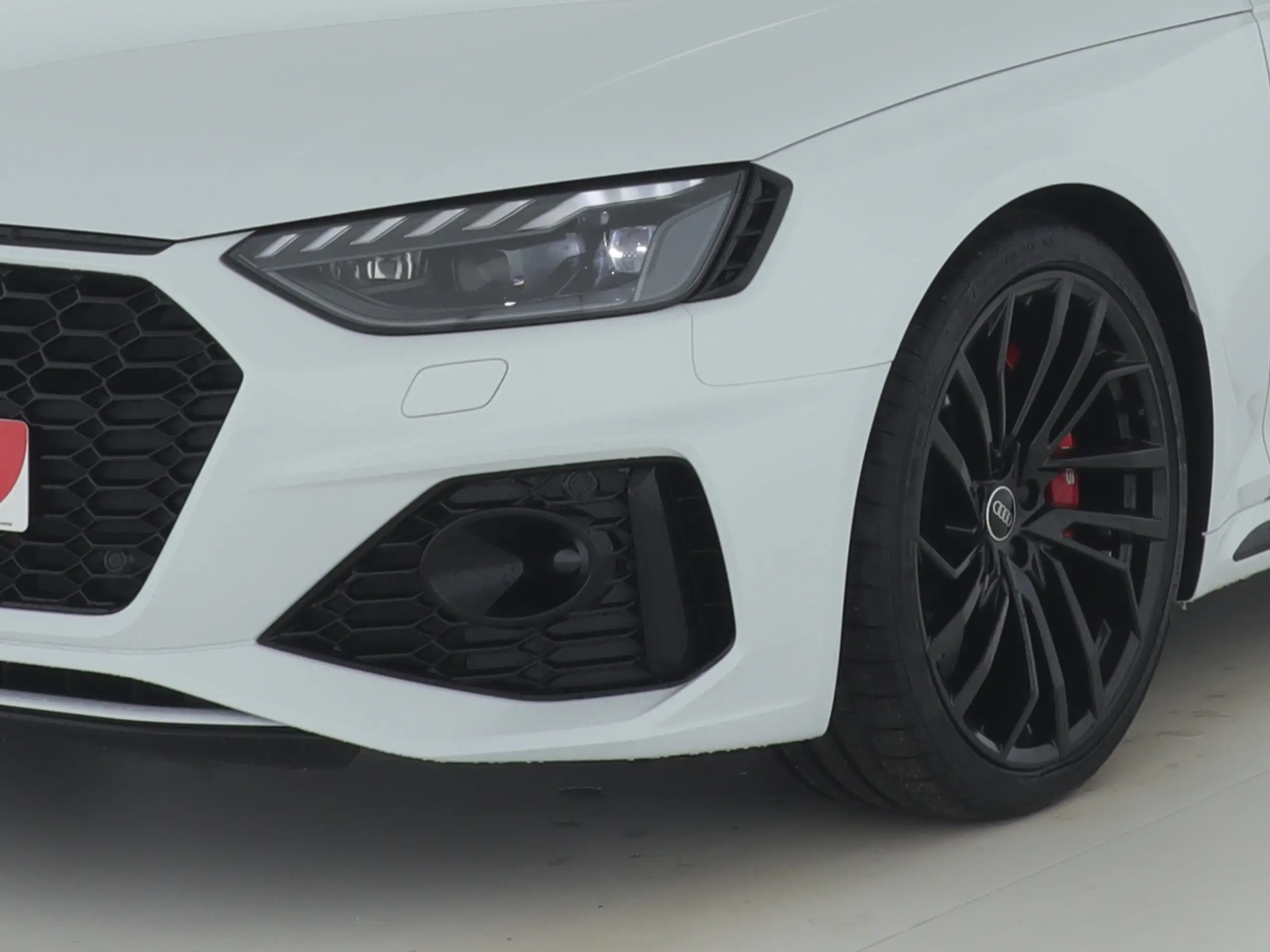 Audi - RS4