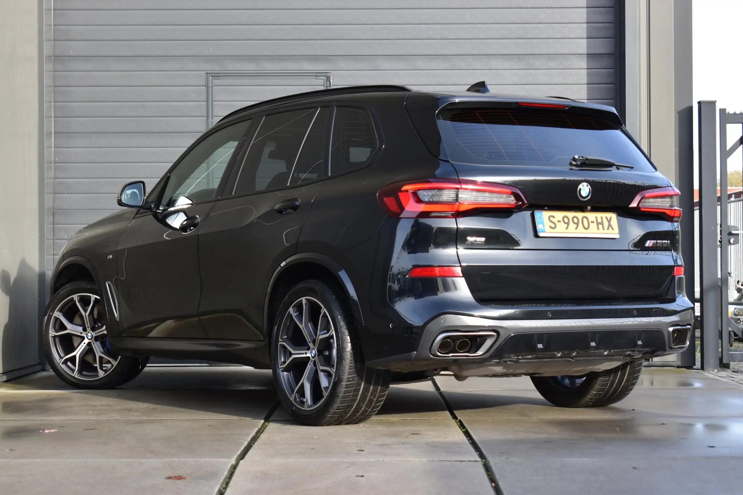 BMW - X5