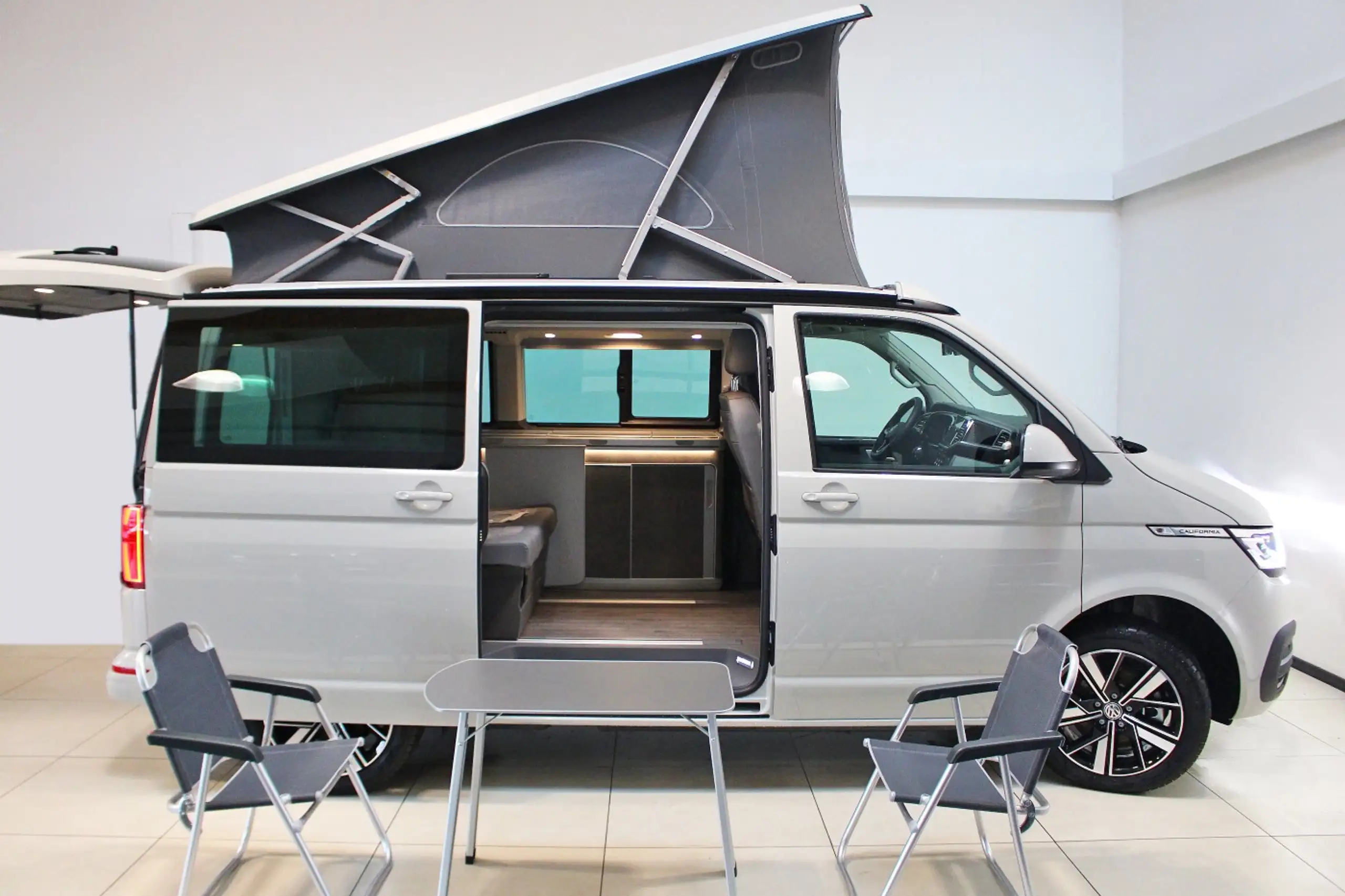 Volkswagen - T6.1 California