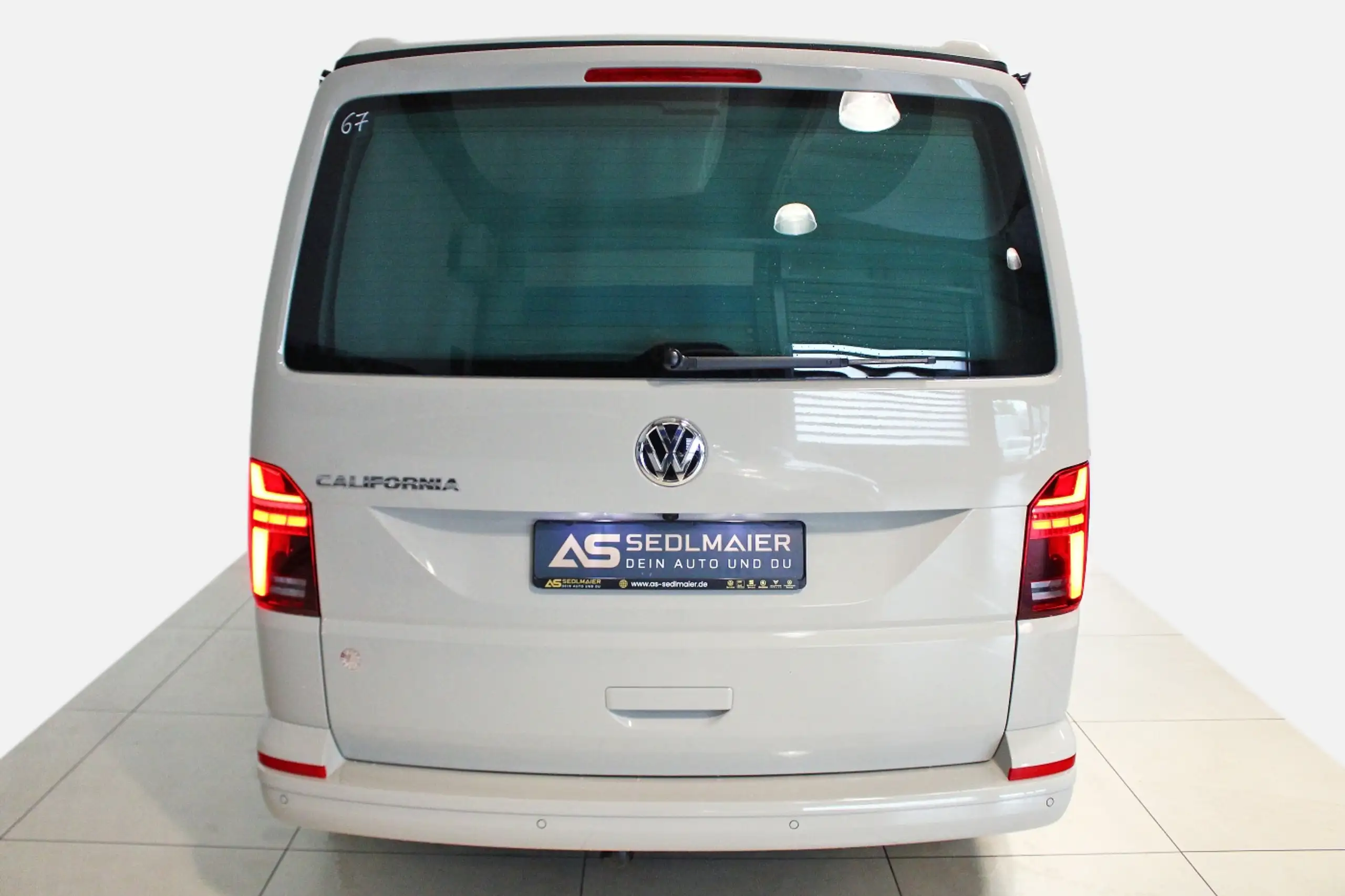 Volkswagen - T6.1 California