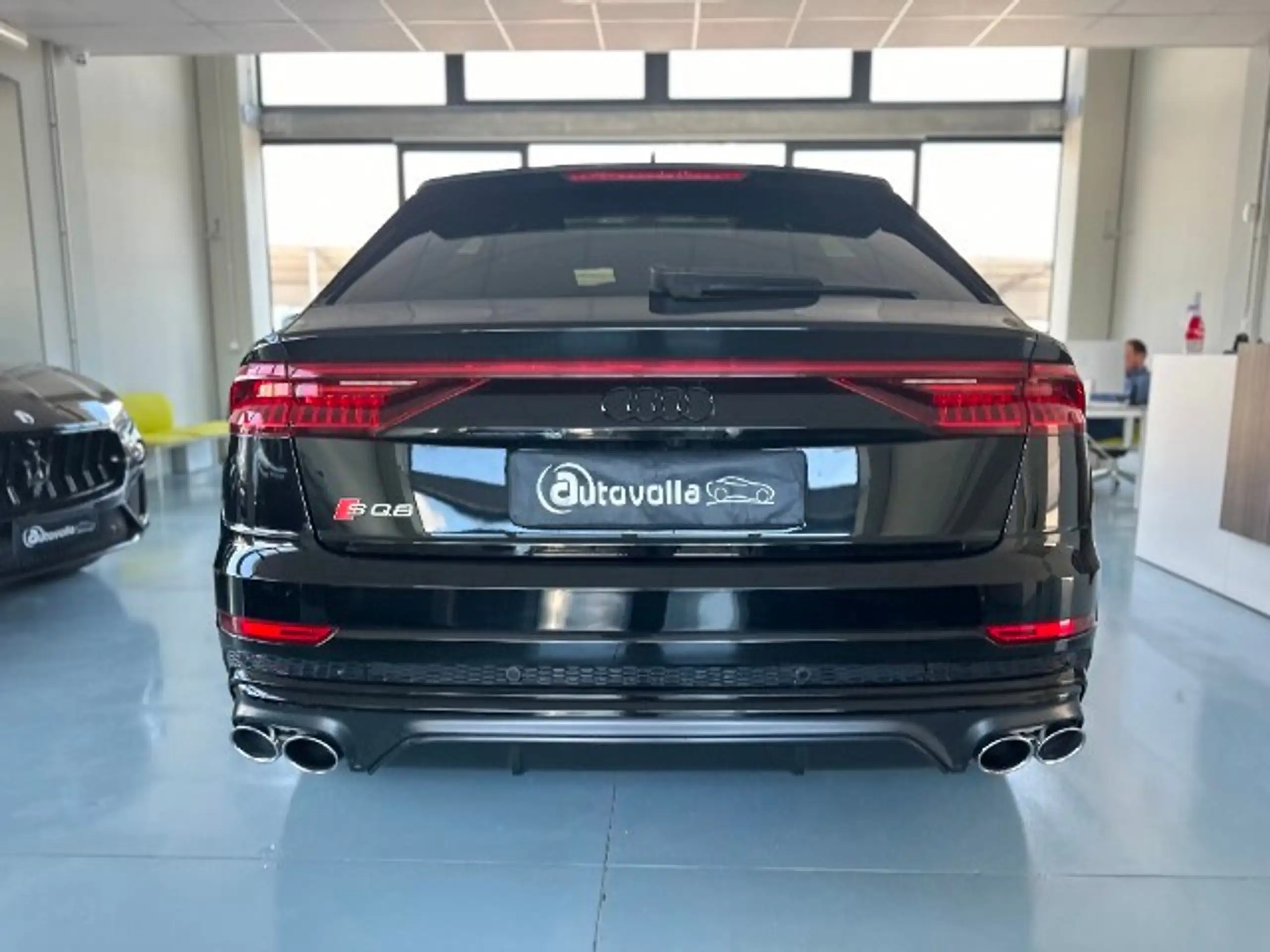 Audi - SQ8