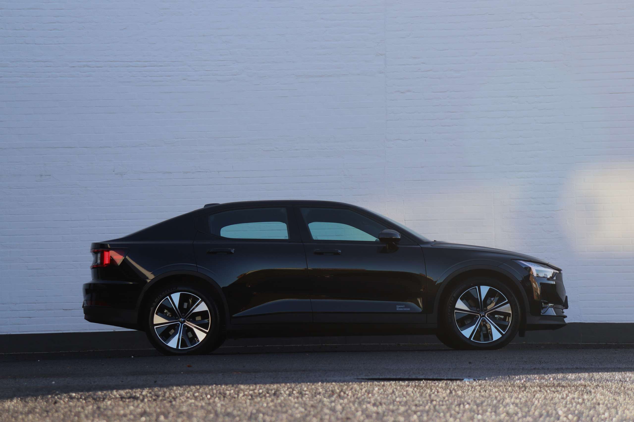 Polestar - 2