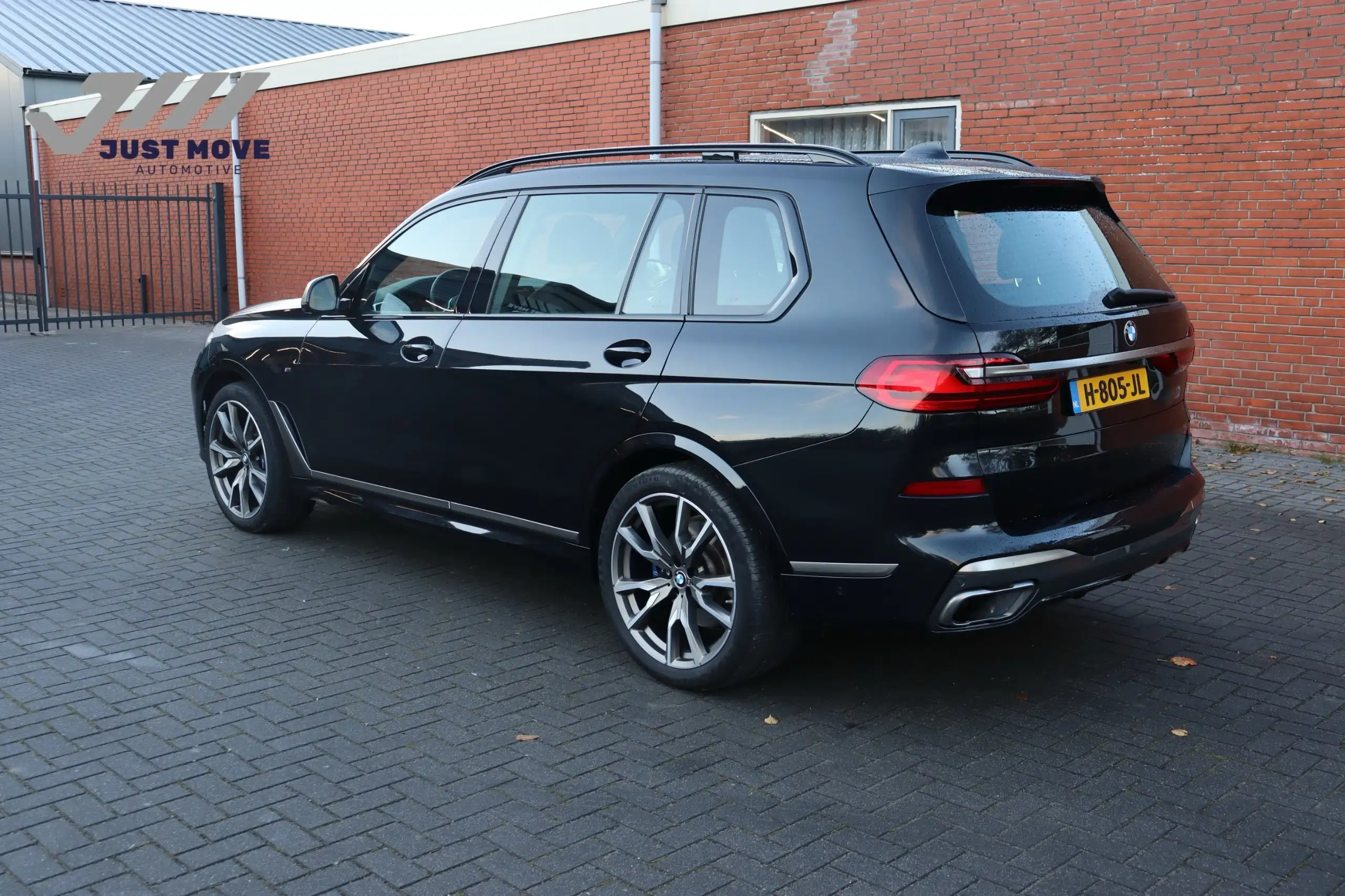 BMW - X7