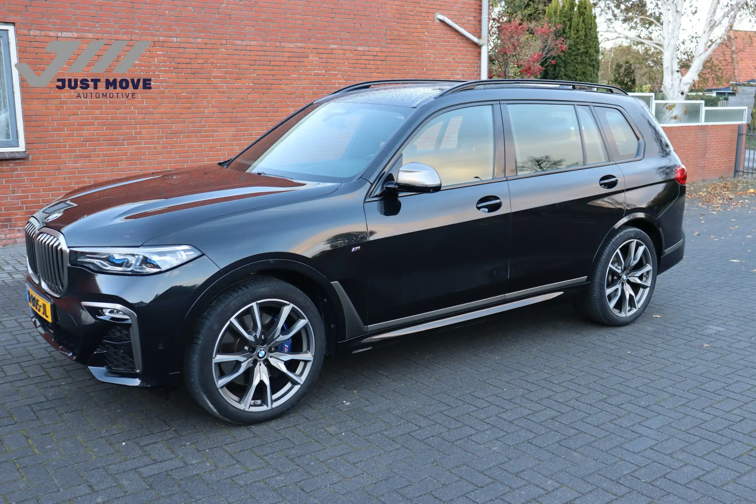 BMW - X7