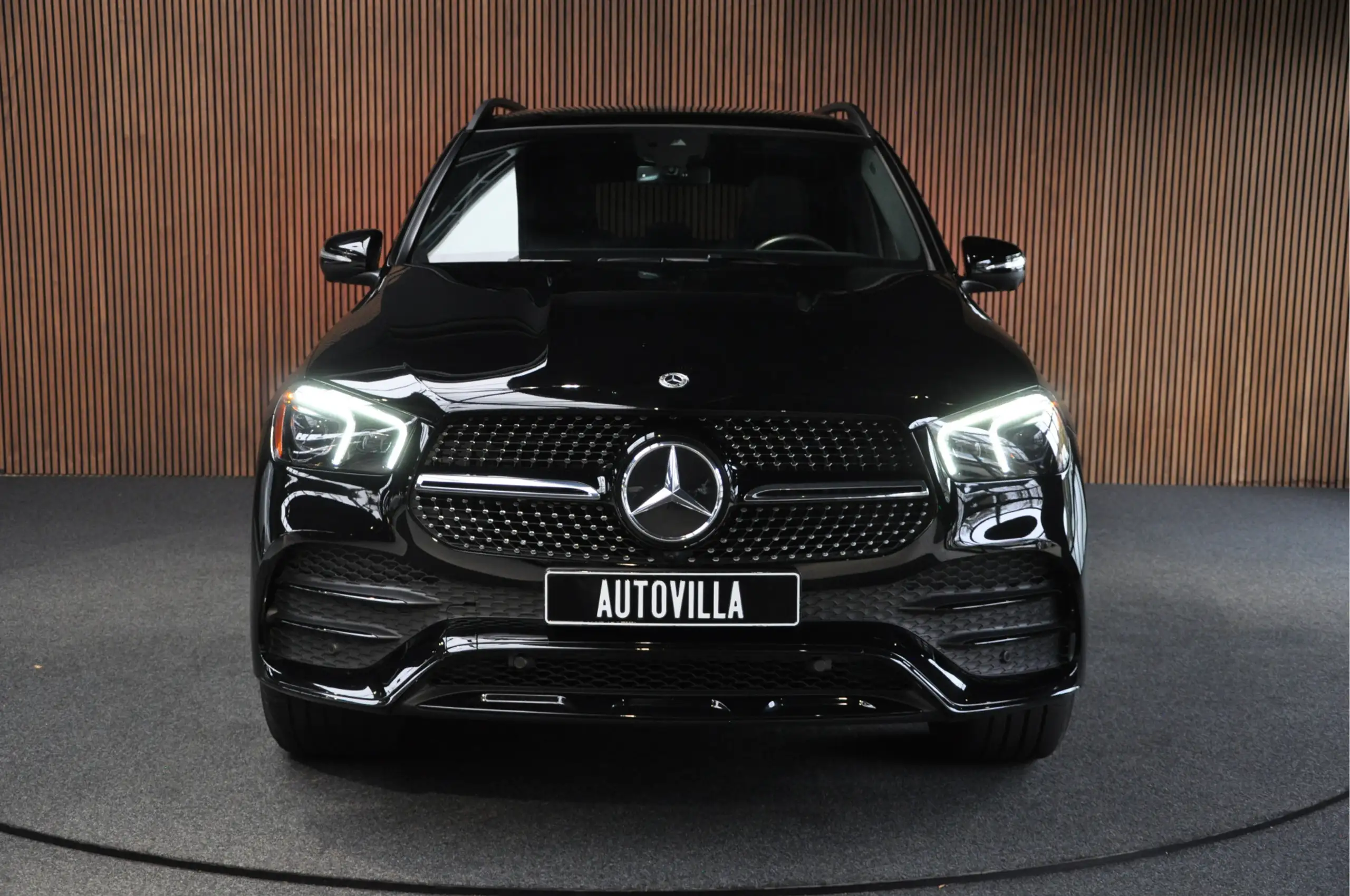 Mercedes-Benz - GLE 350