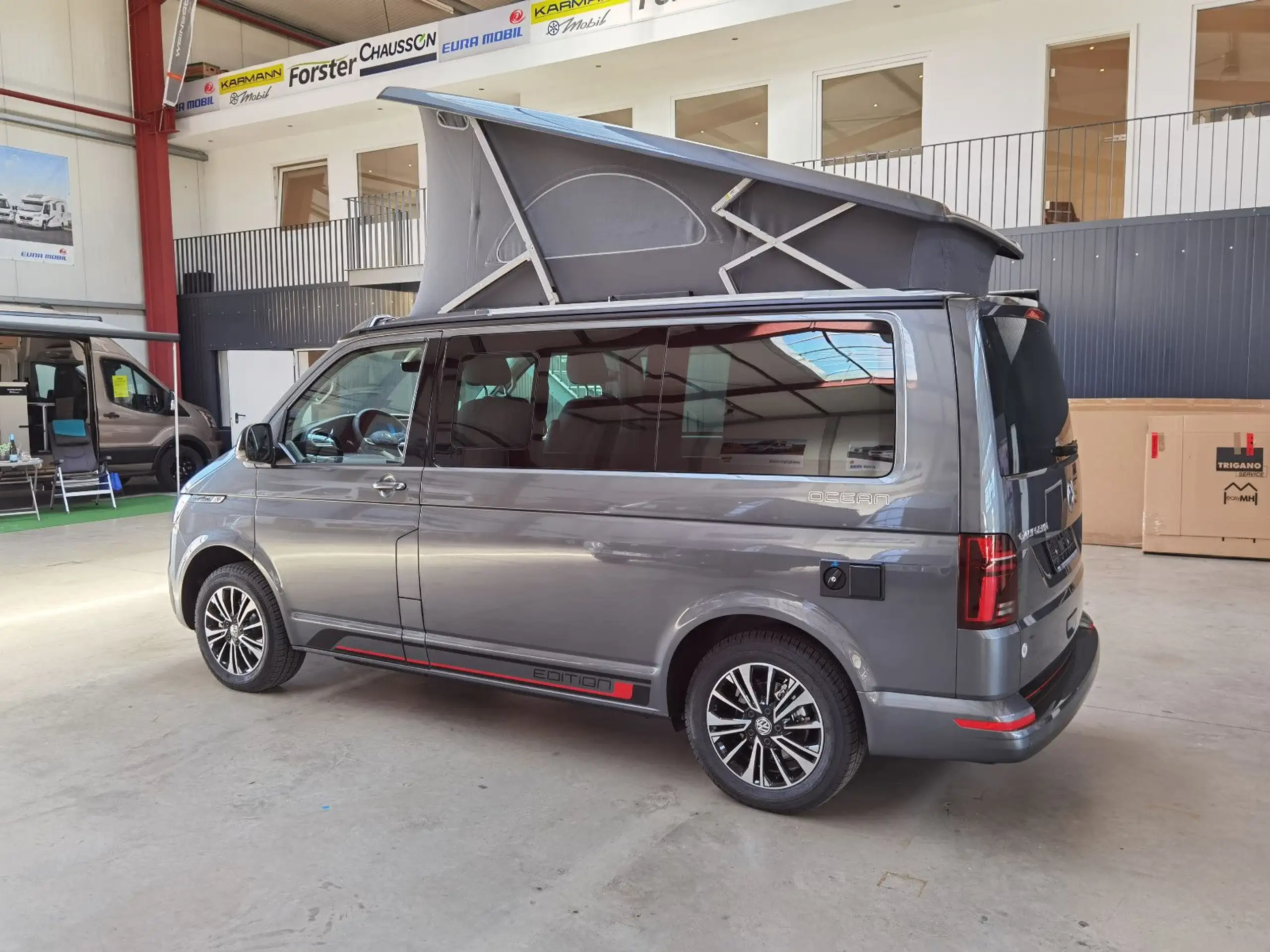 Volkswagen - T6 California