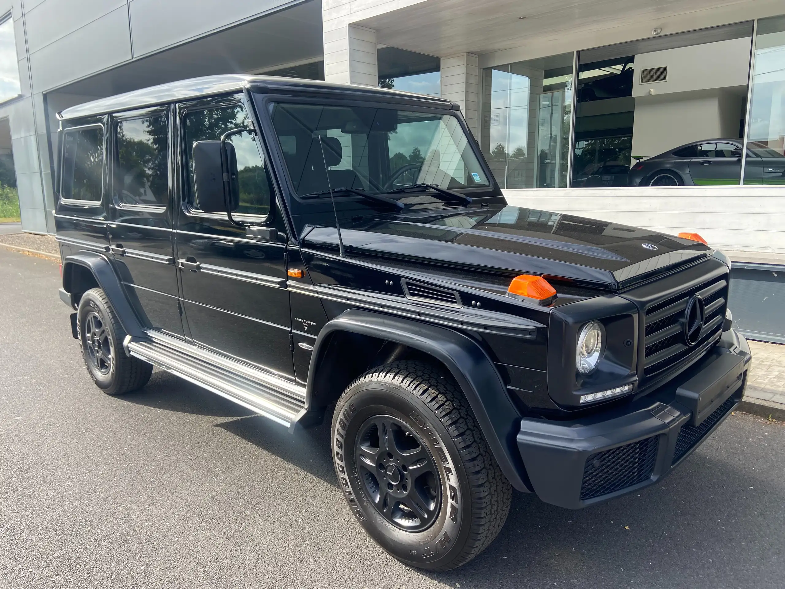 Mercedes-Benz - G 350