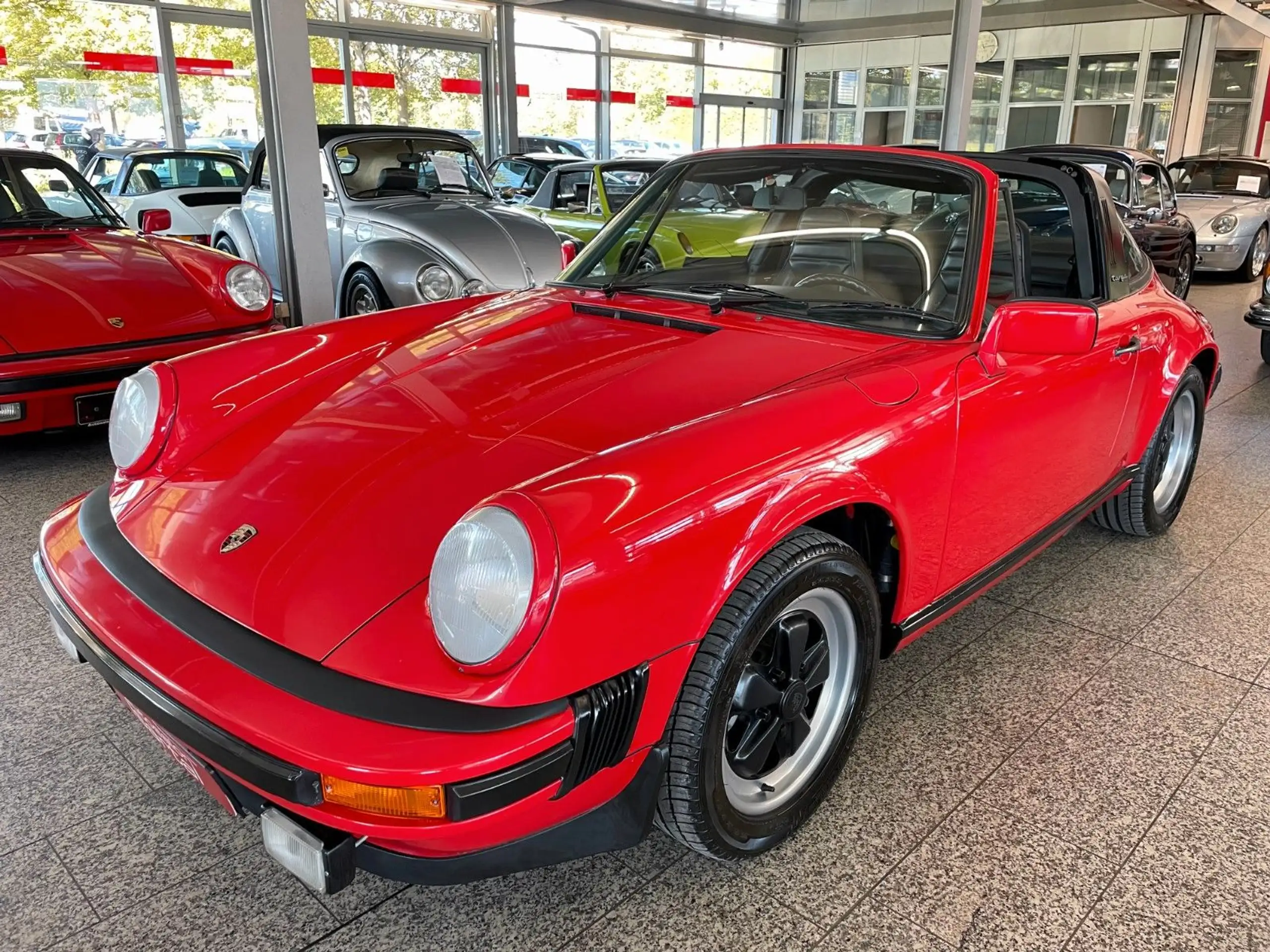 Porsche - 911