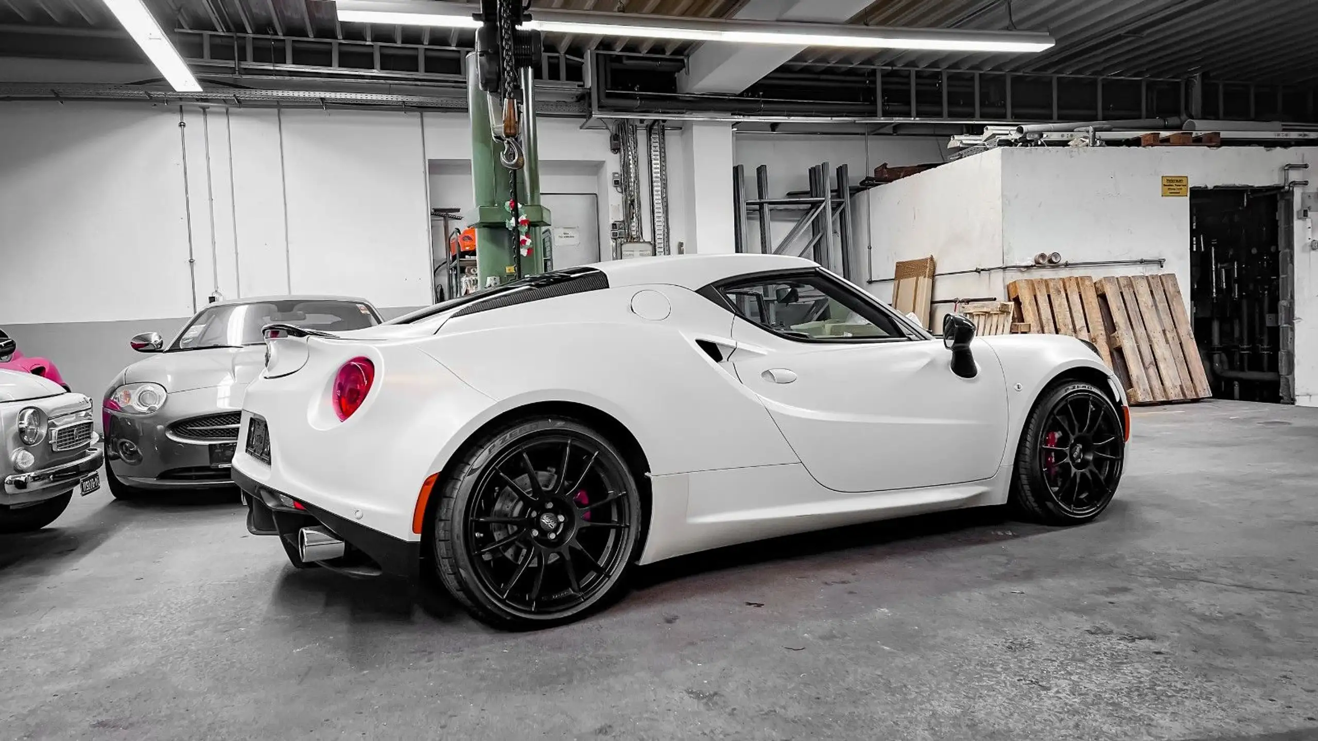 Alfa Romeo - 4C