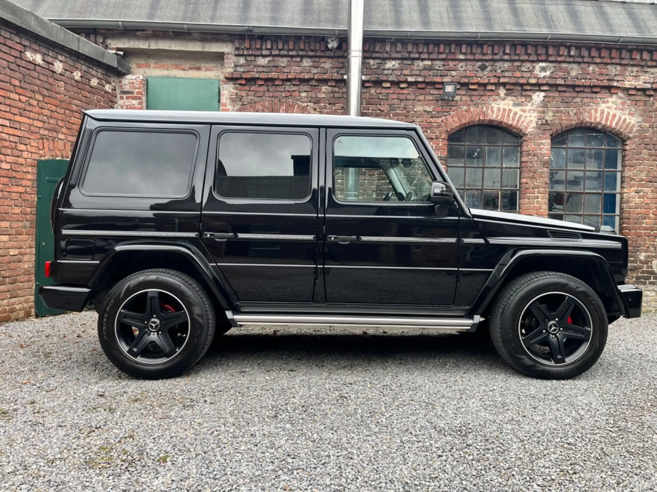 Mercedes-Benz - G 350