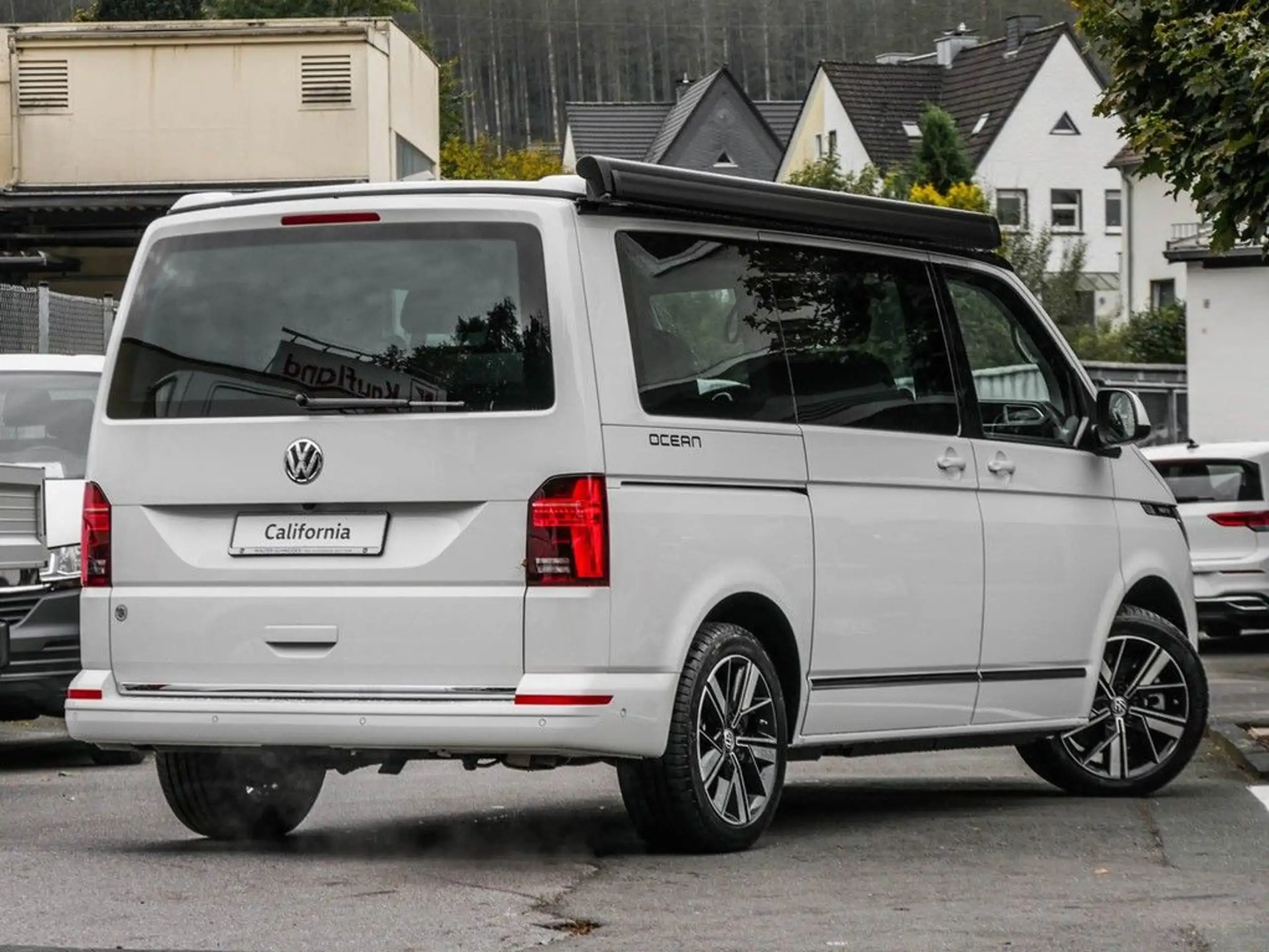 Volkswagen - T6.1 California