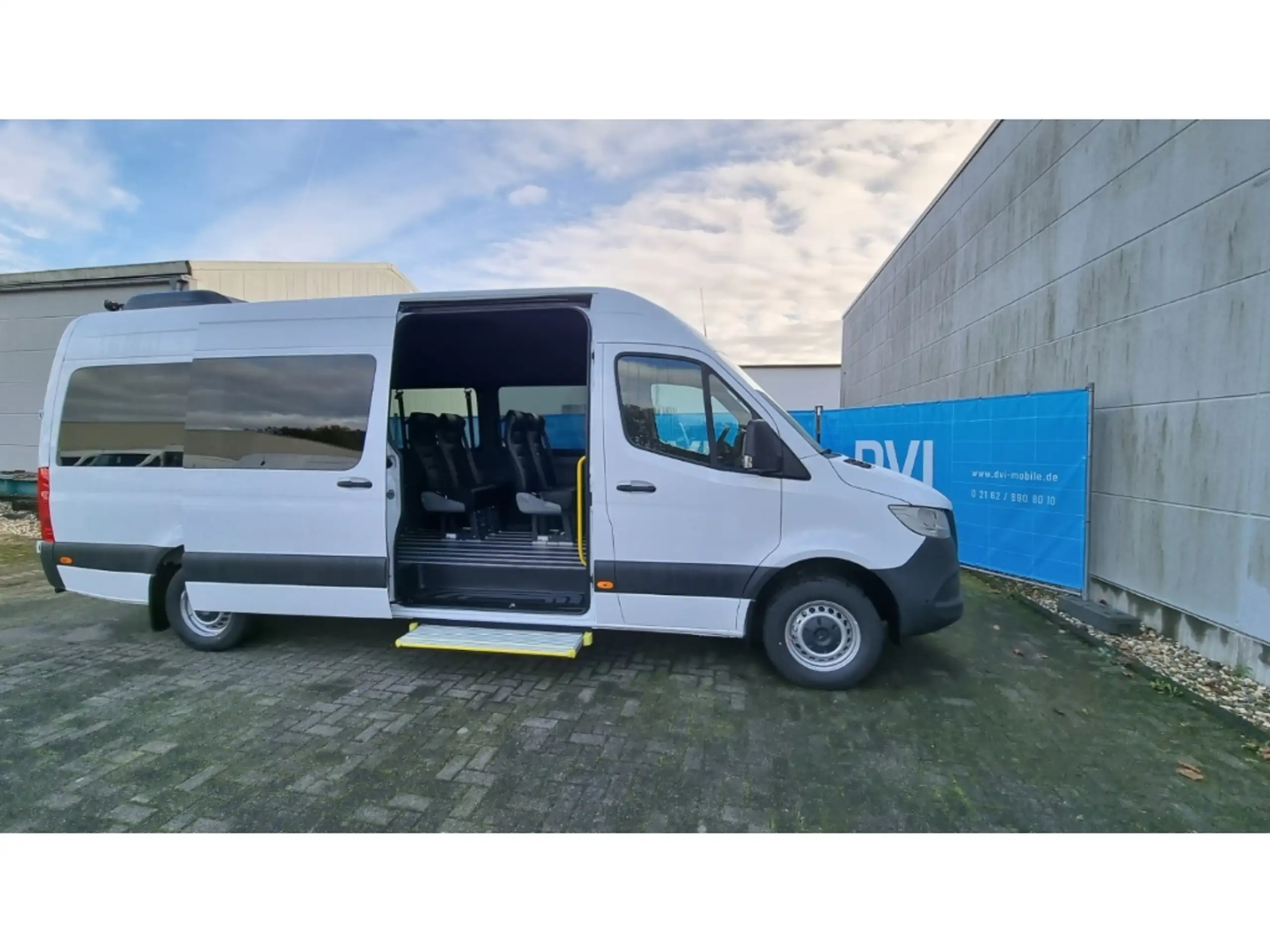 Mercedes-Benz - Sprinter