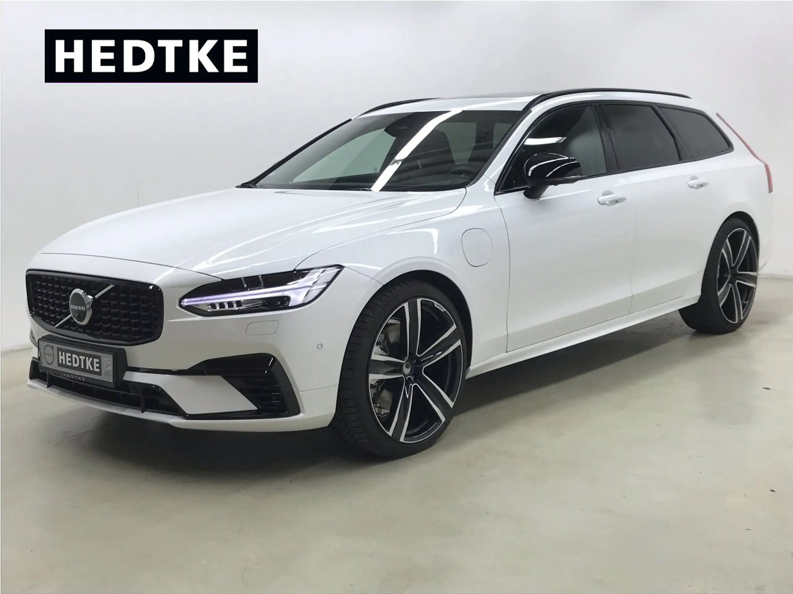 Volvo - V90