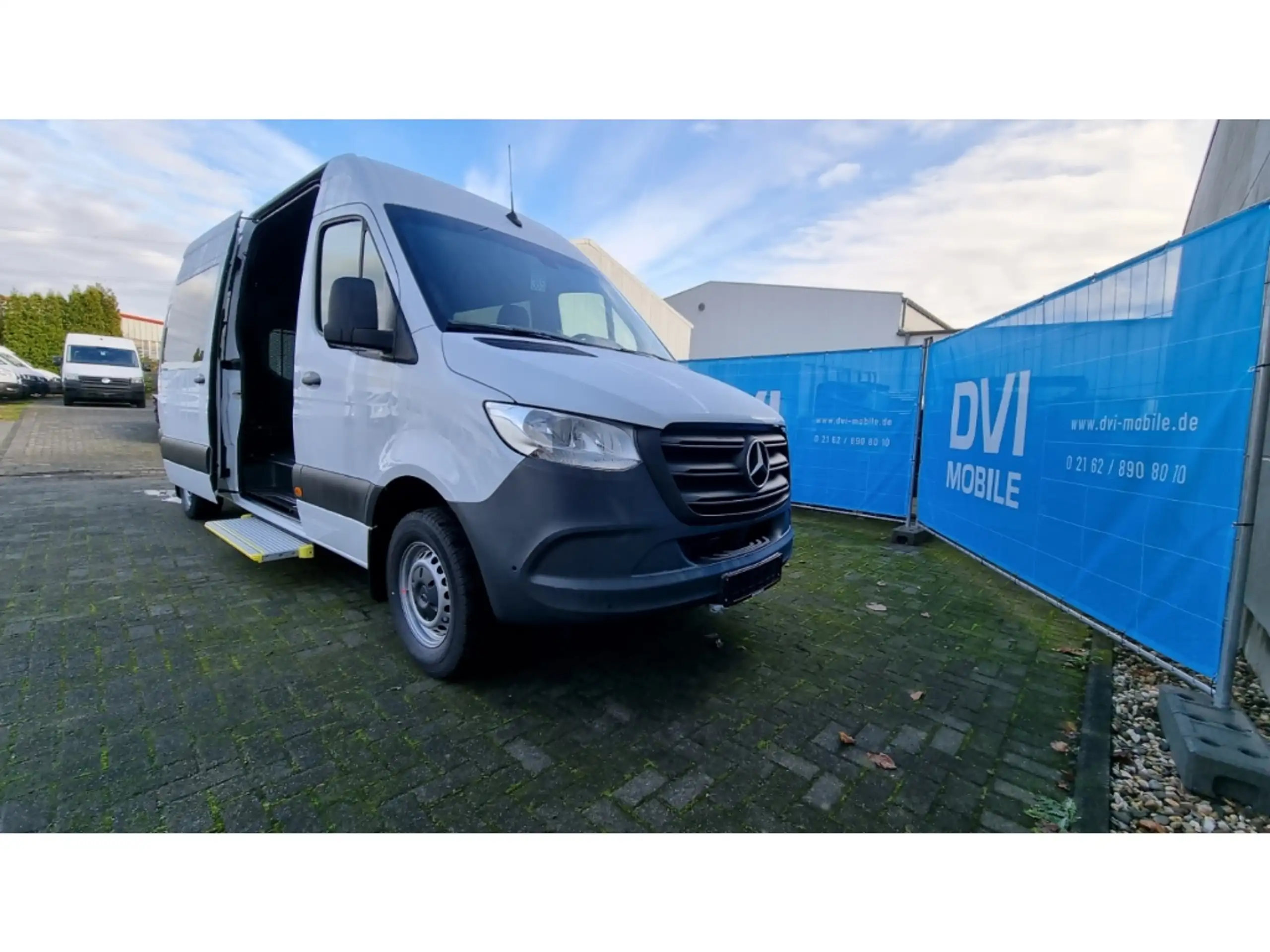 Mercedes-Benz - Sprinter