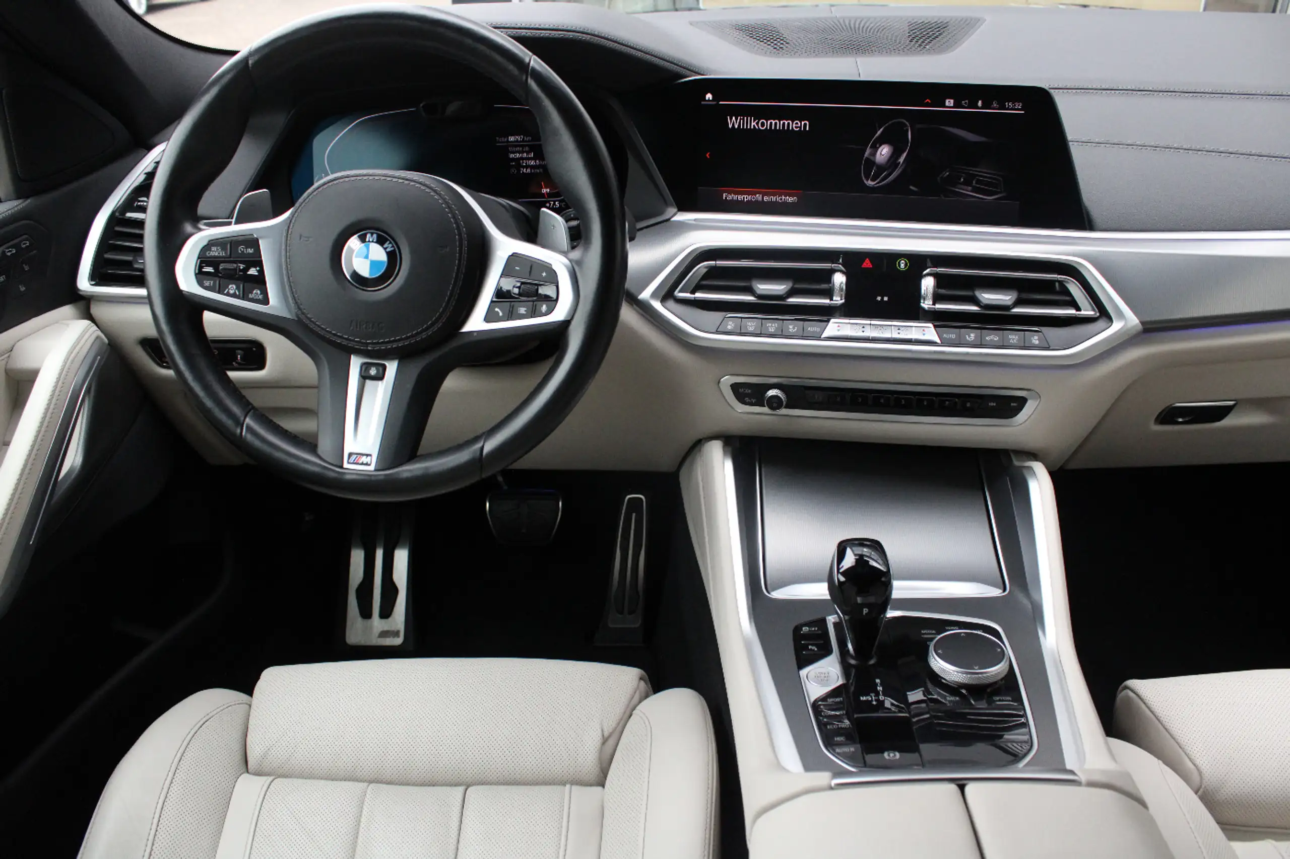 BMW - X6