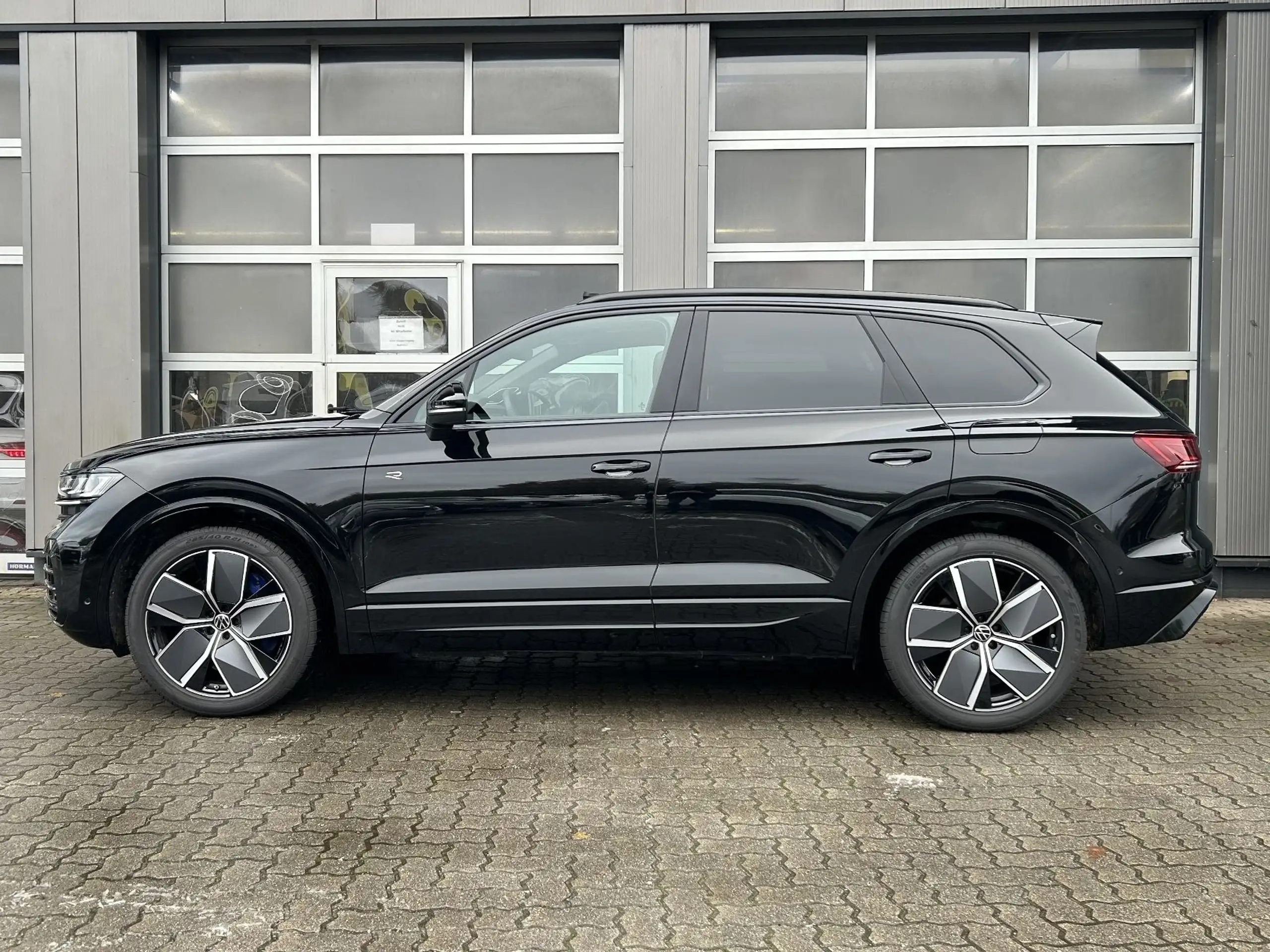 Volkswagen - Touareg