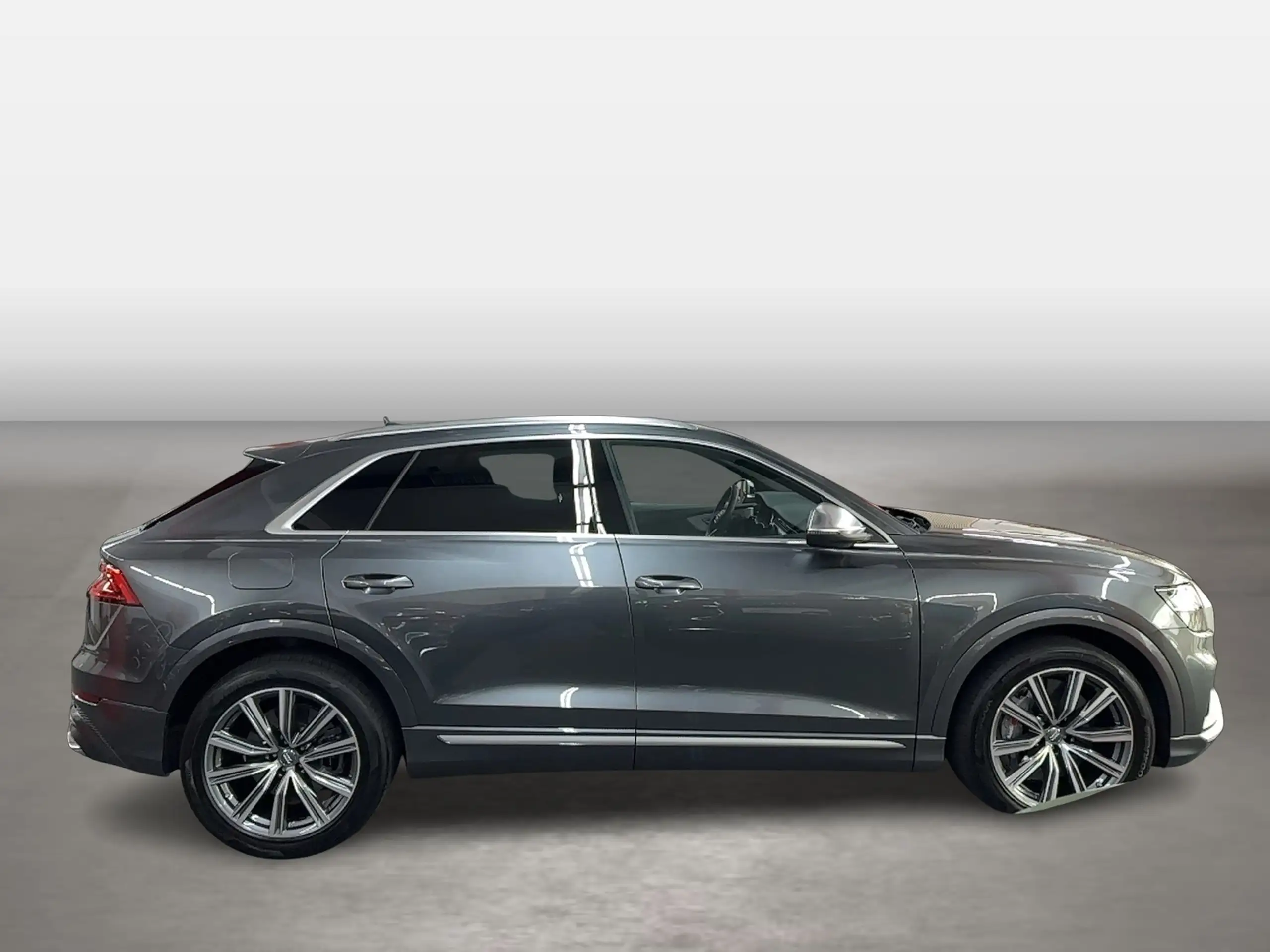 Audi - SQ8