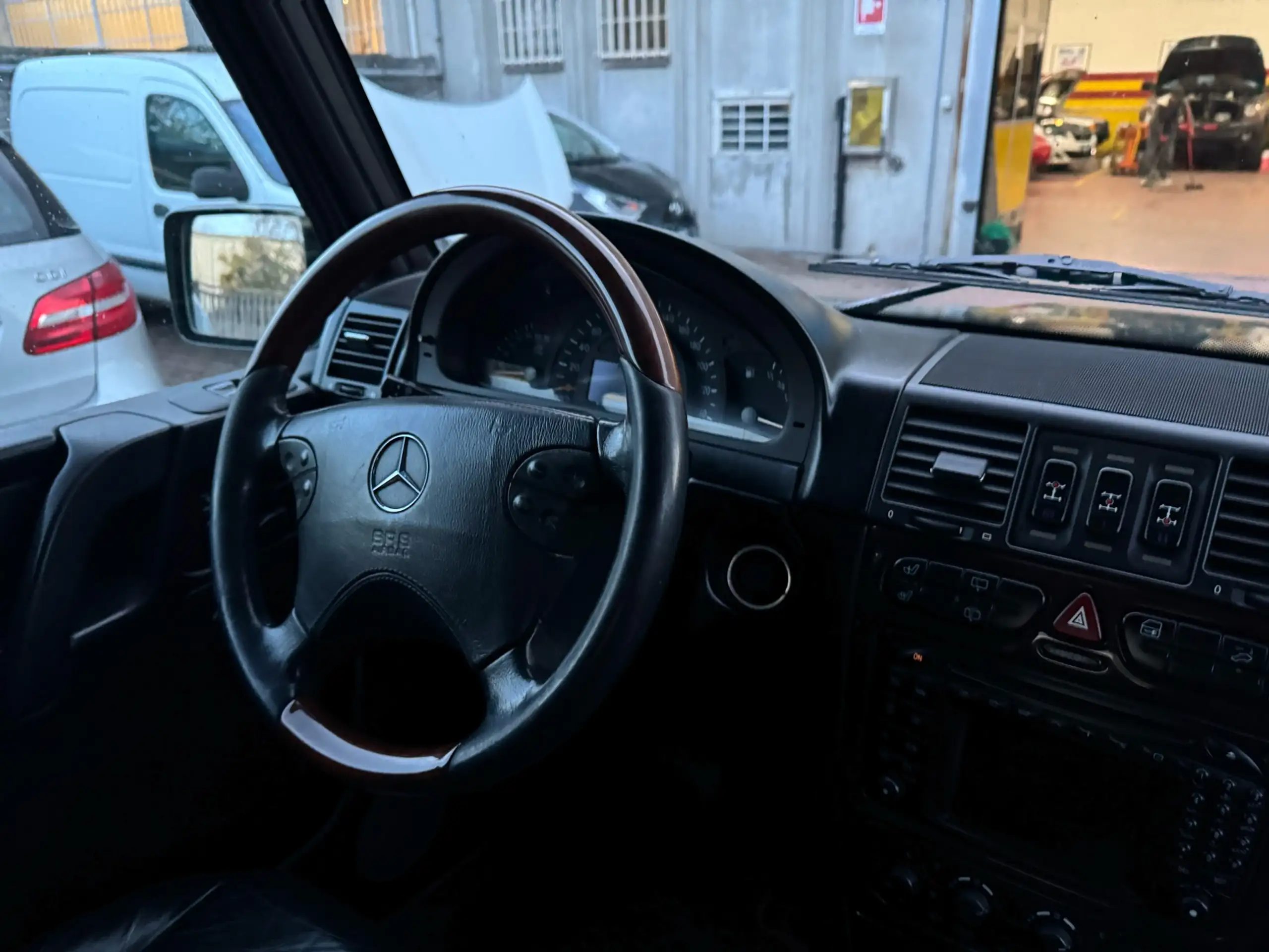 Mercedes-Benz - G 55 AMG