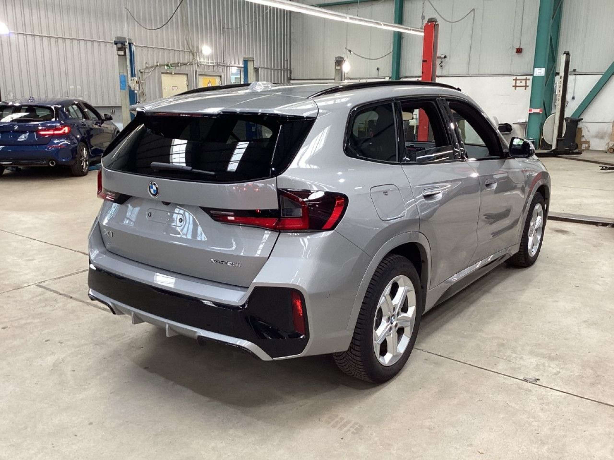 BMW - X1