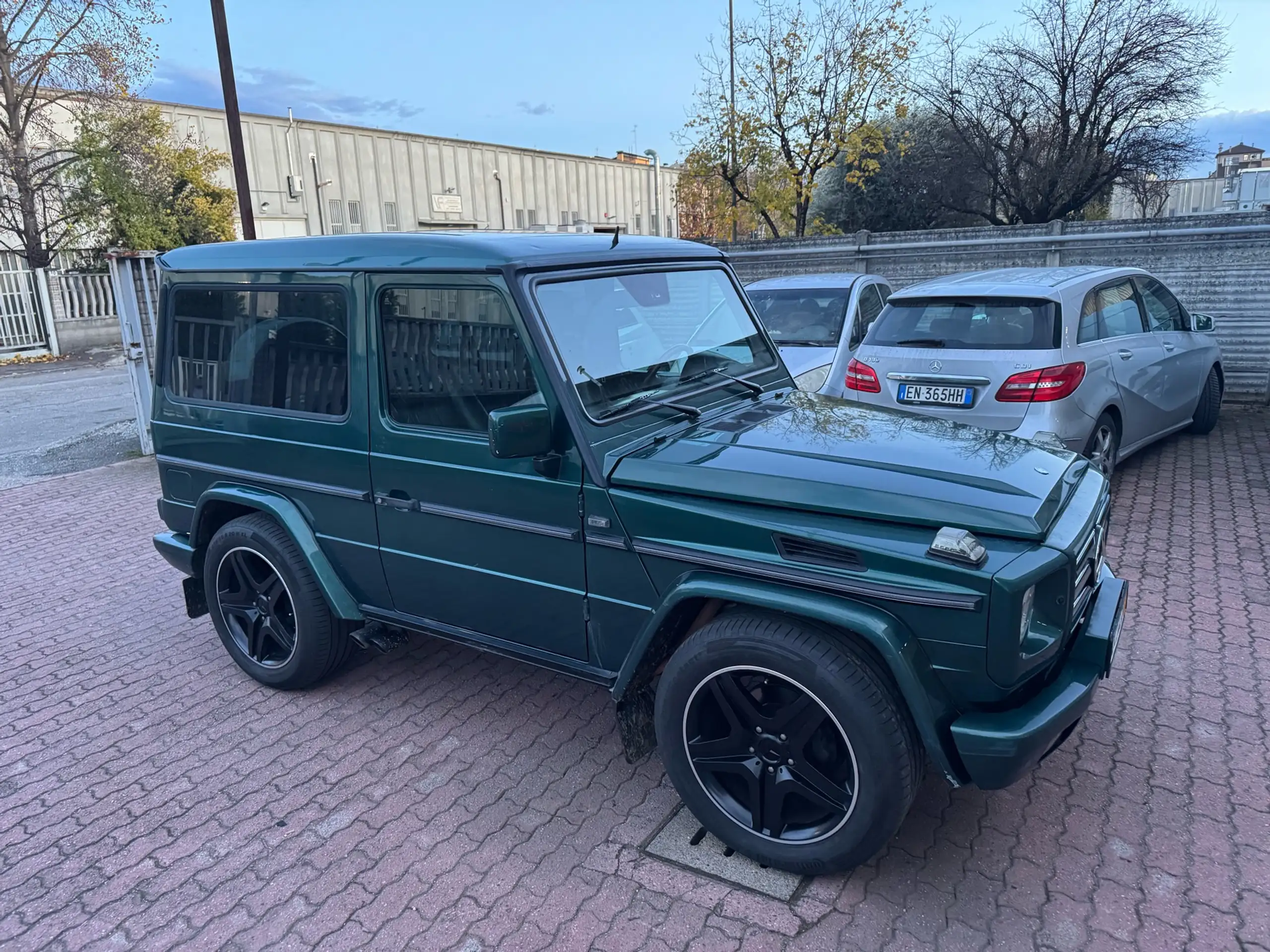 Mercedes-Benz - G 500