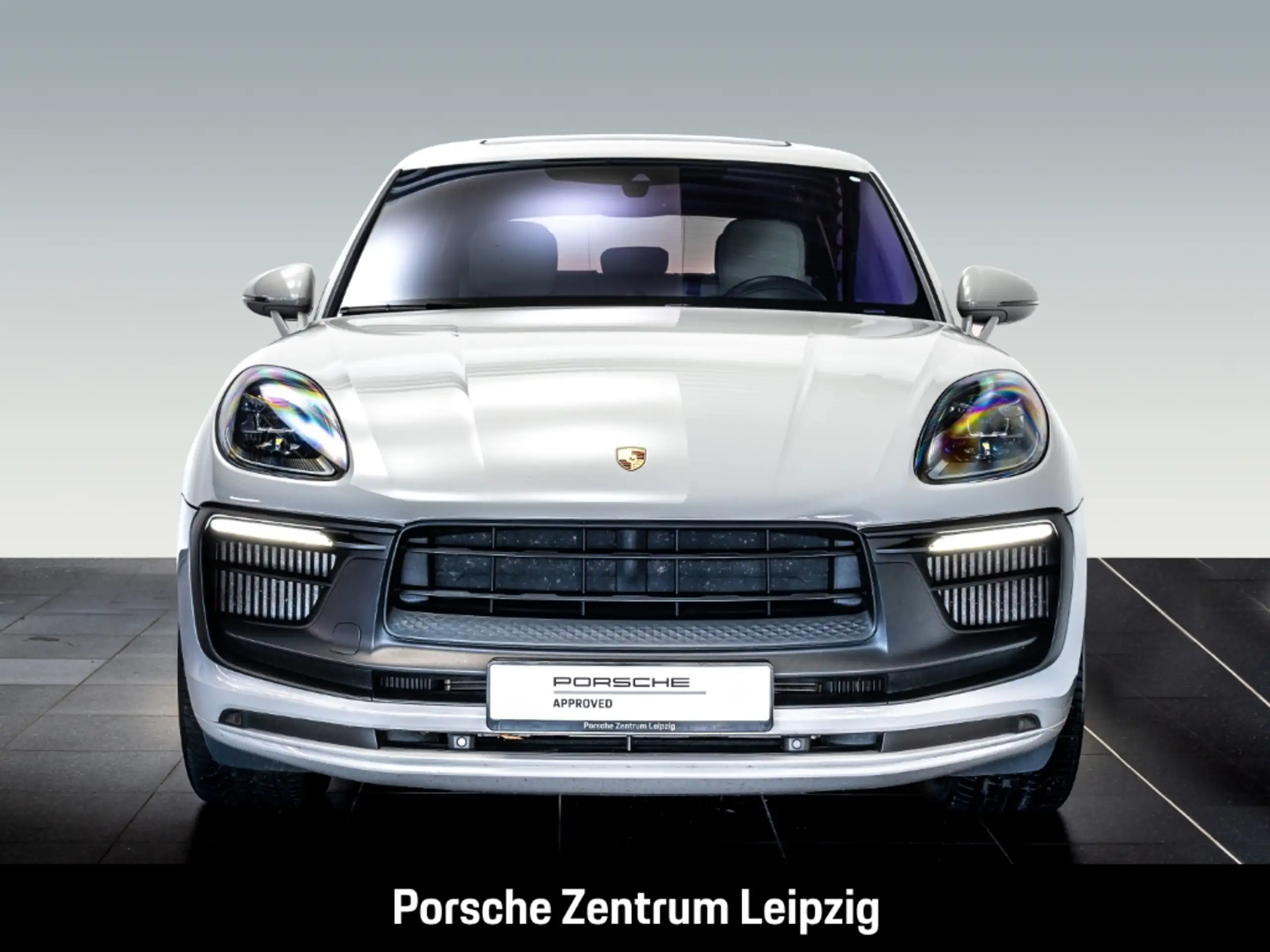 Porsche - Macan