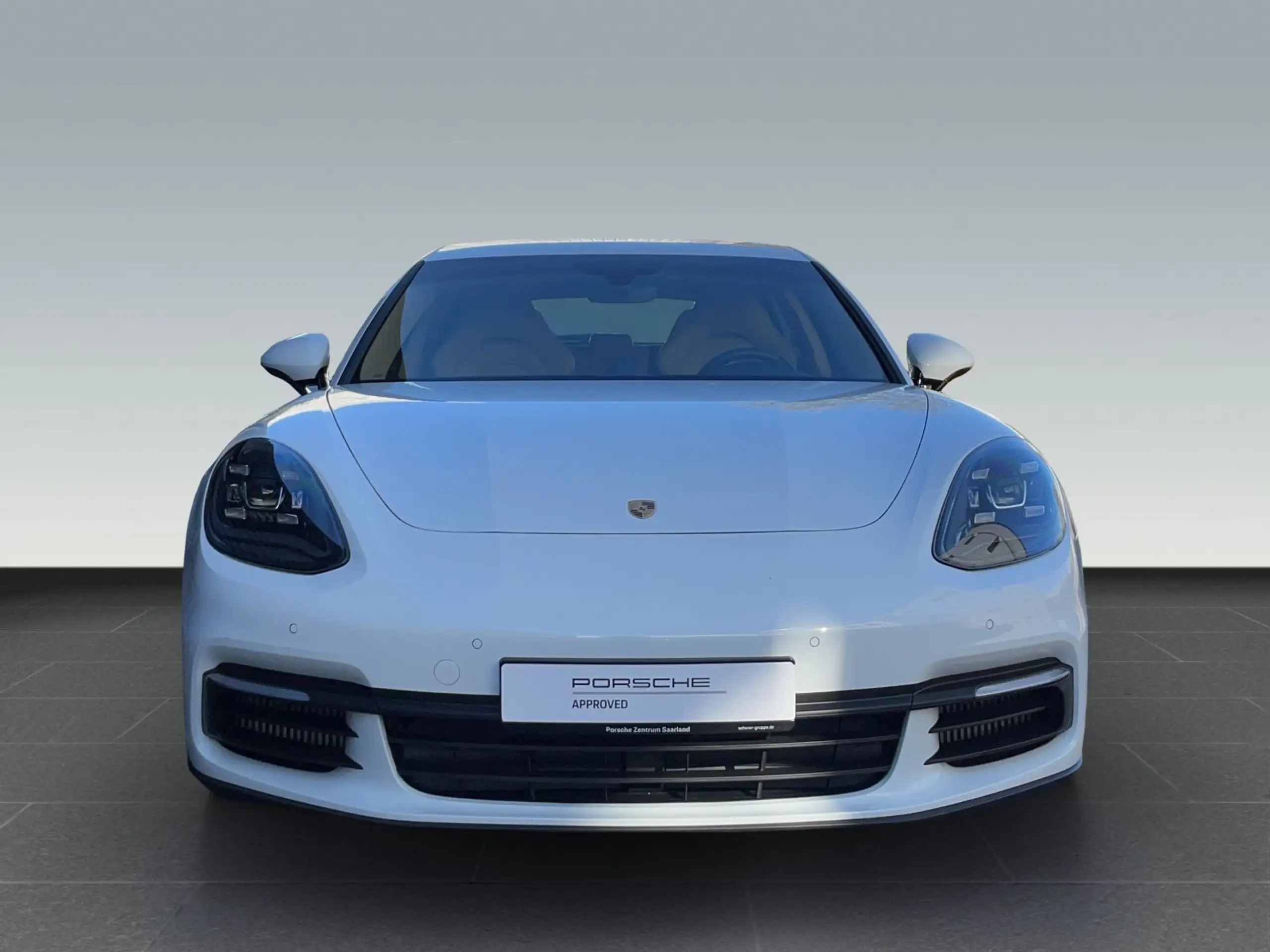 Porsche - Panamera