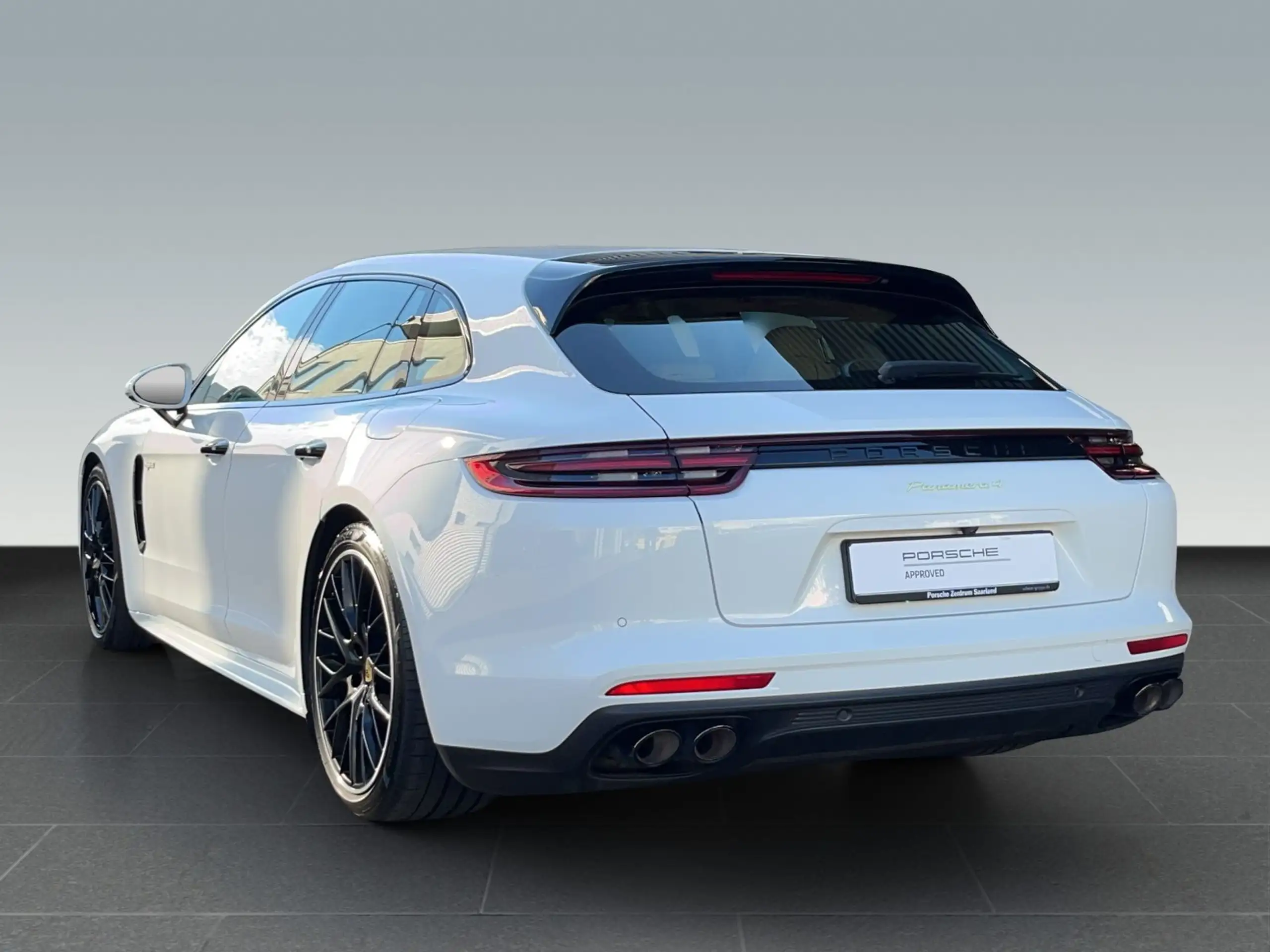 Porsche - Panamera